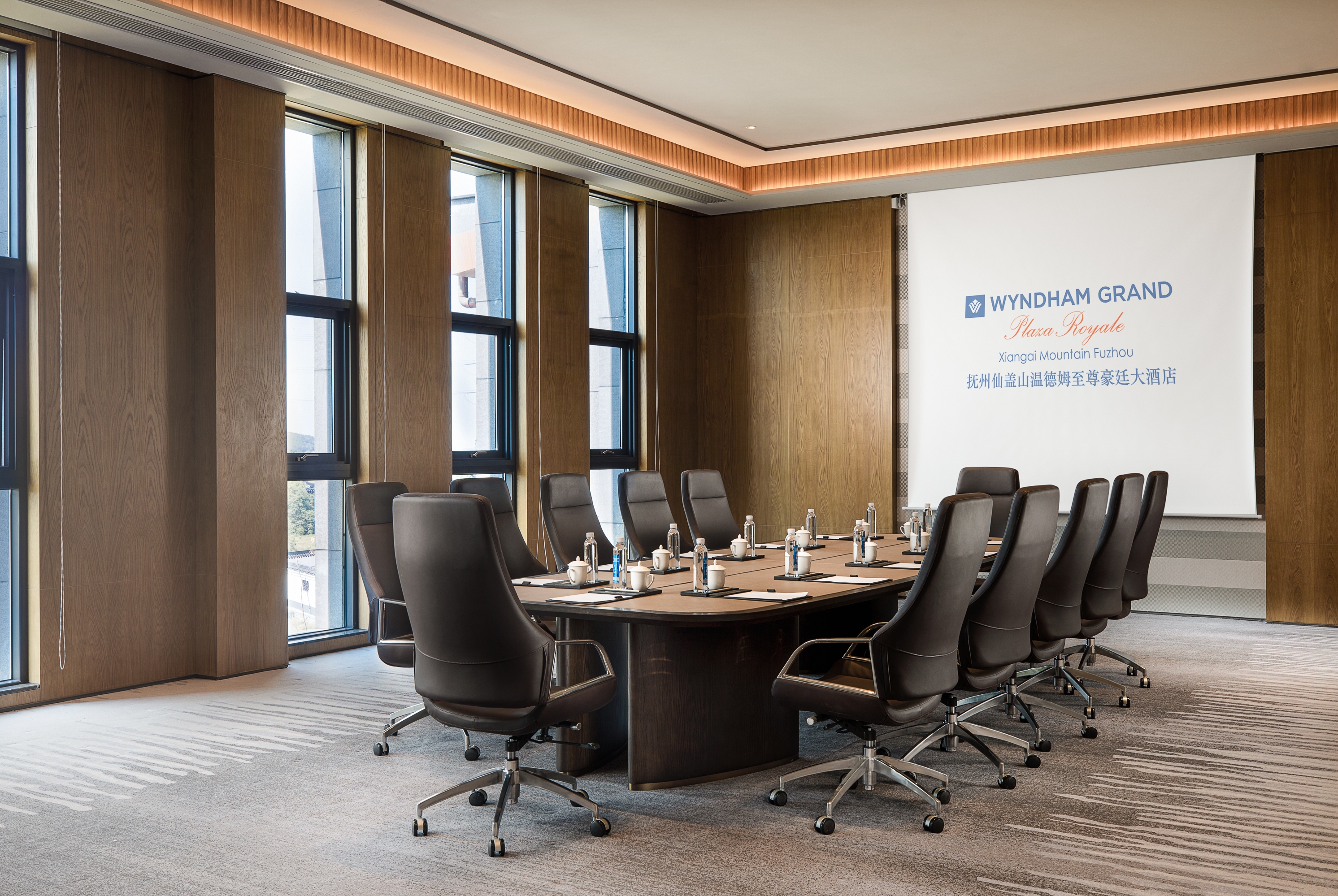 Meeting room at Wyndham Grand Plaza Royale Xiangai Mountain Fuzhou in Fuzhou, Other than US/Canada
