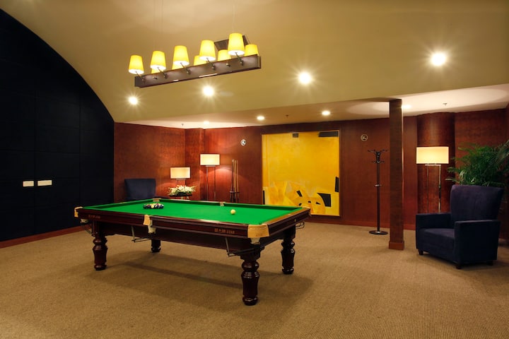 Recreational facility at Wyndham Grand Plaza Royale Hangzhou in Hangzhou, Other than US/Canada