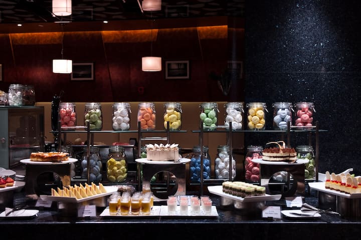 Wyndham Grand Plaza Royale Hangzhou restaurant in Hangzhou, Other than US/Canada