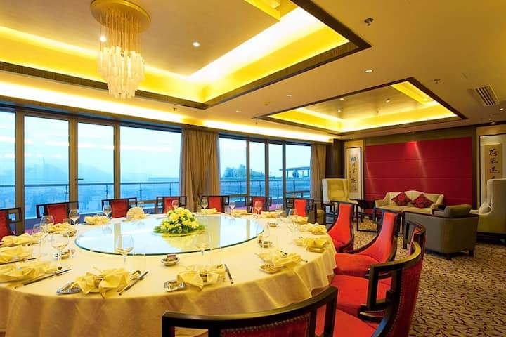 Wyndham Grand Plaza Royale Hangzhou restaurant in Hangzhou, Other than US/Canada