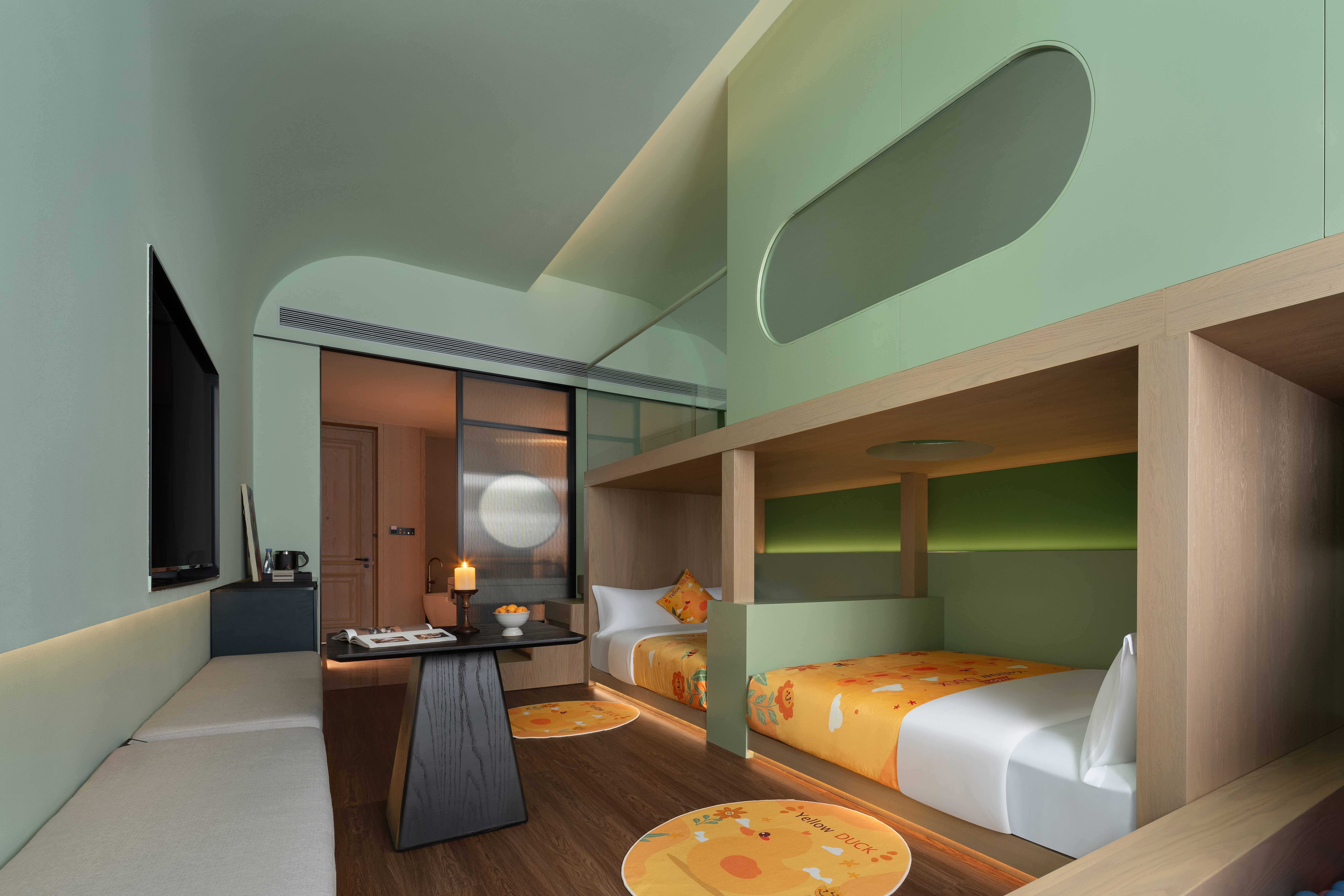 Guest room at the Wyndham Grand Plaza Royale Legend Nanyue in Hengyang, Other than US/Canada