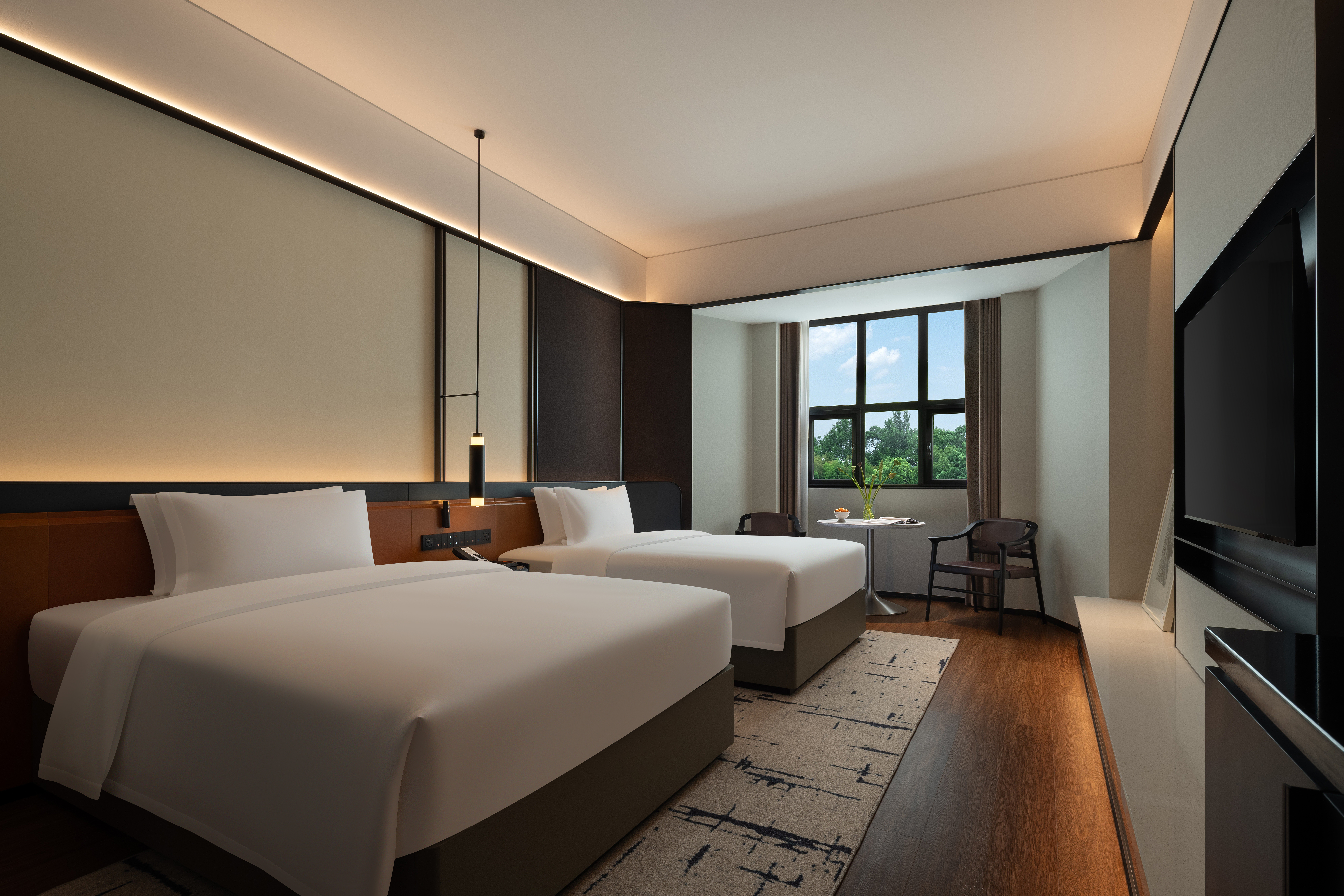 Guest room at the Wyndham Grand Plaza Royale Legend Nanyue in Hengyang, Other than US/Canada