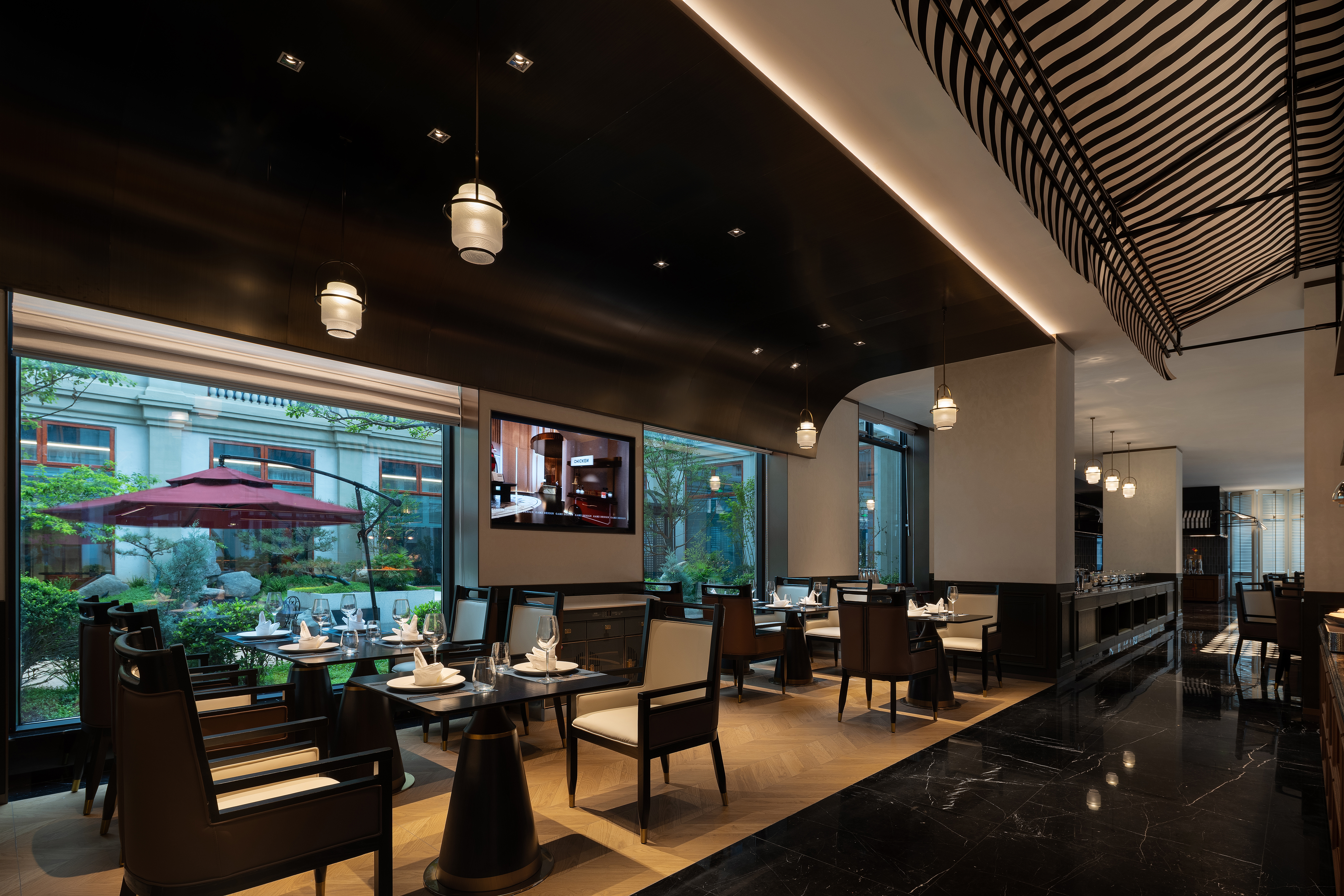 Wyndham Grand Plaza Royale Legend Nanyue restaurant in Hengyang, Other than US/Canada