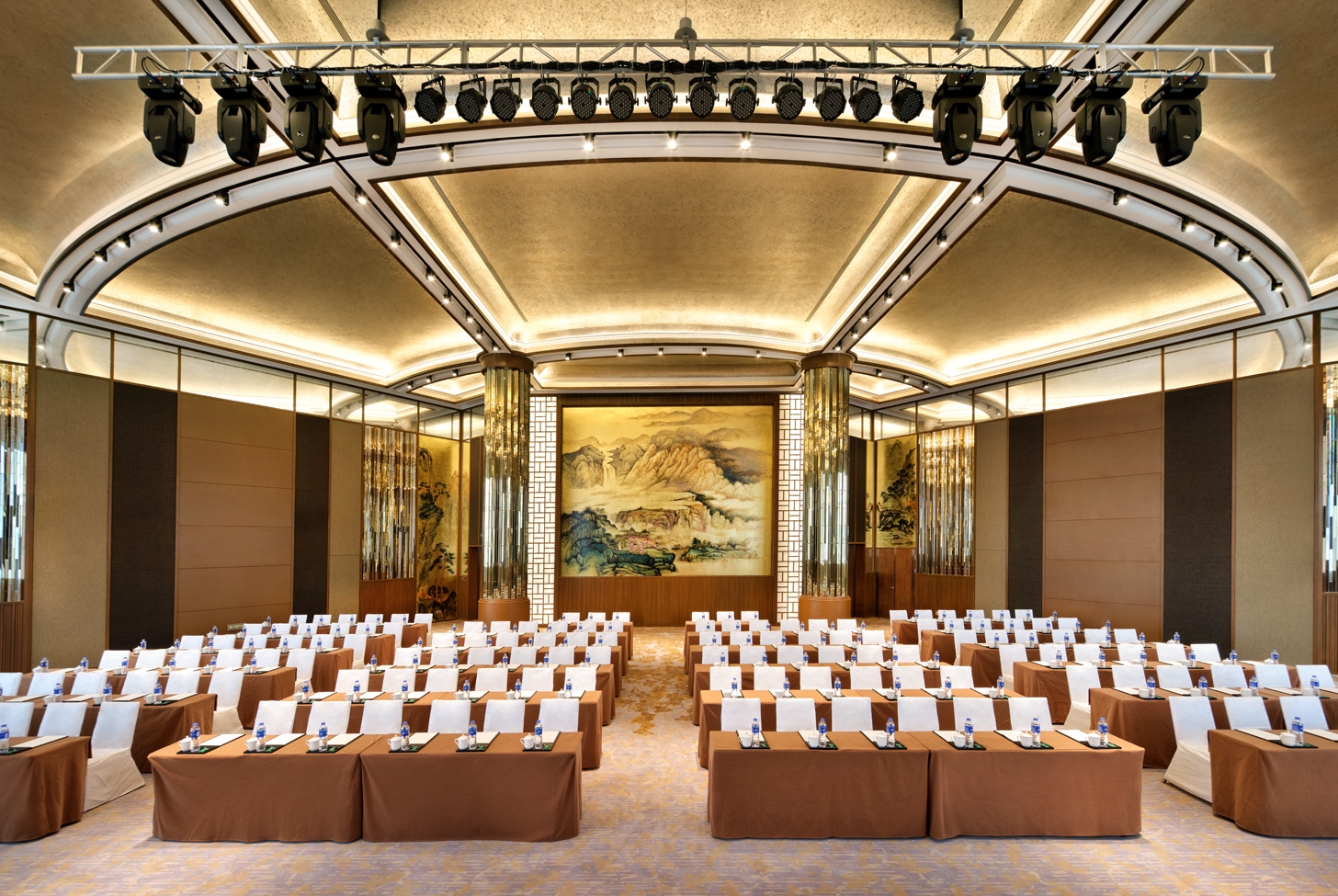 Wyndham Grand Plaza Royale Shuangyue Bay ballroom in Huizhou, Other than US/Canada