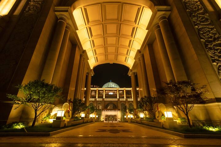 Exterior Night Image of Wyndham Grand Plaza Royale Kaicheng Anji hotel in Huzhou, Other than US/Canada
