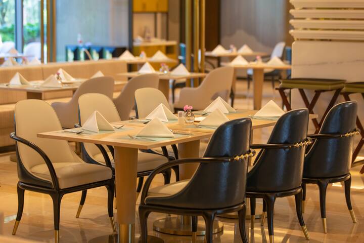 Wyndham Grand Plaza Royale Kaicheng Anji restaurant in Huzhou, Other than US/Canada