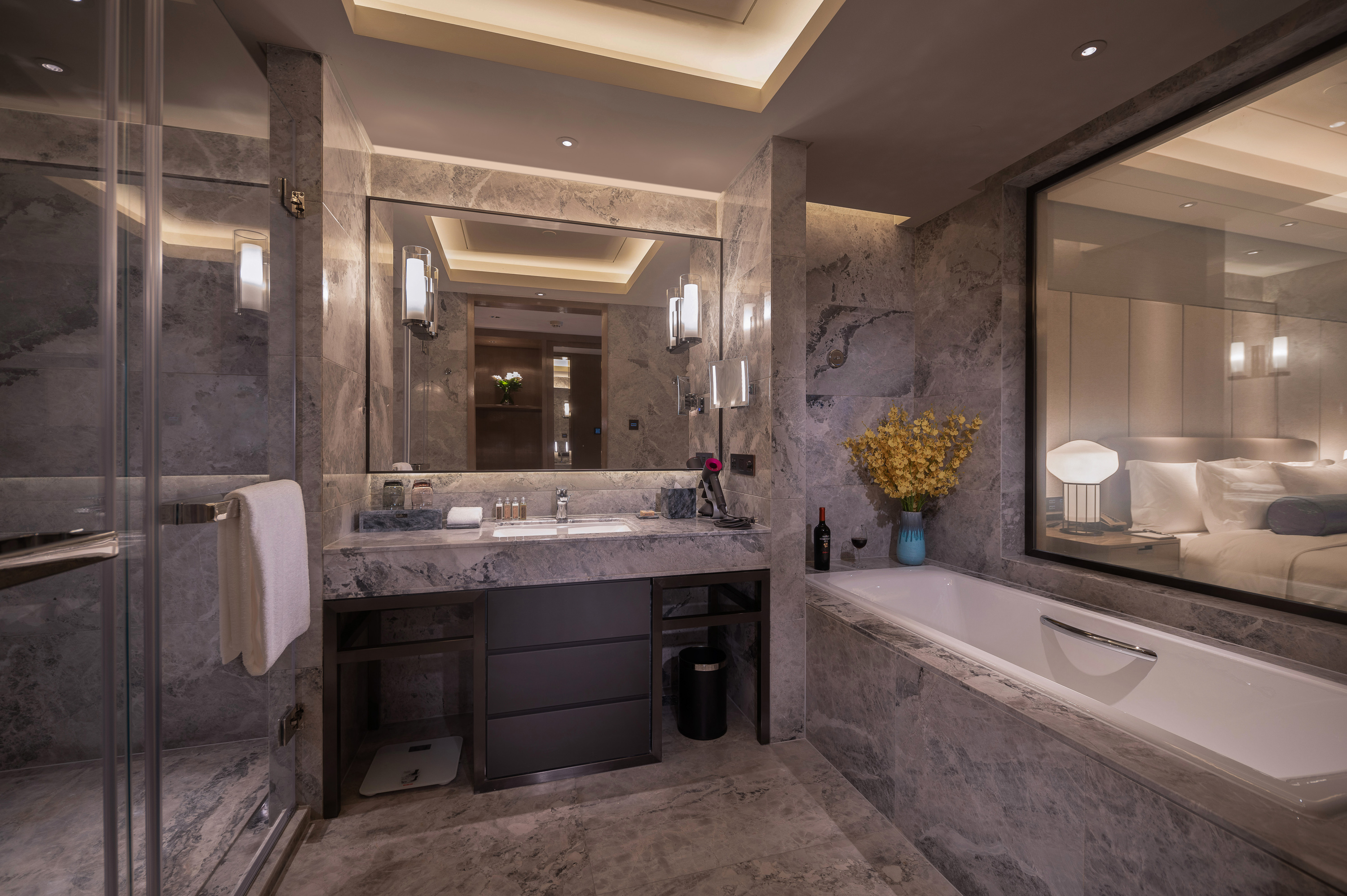 Guest room bath at the Wyndham Grand Plaza Royale Ever Bright Changxing in Huzhou, Other than US/Canada