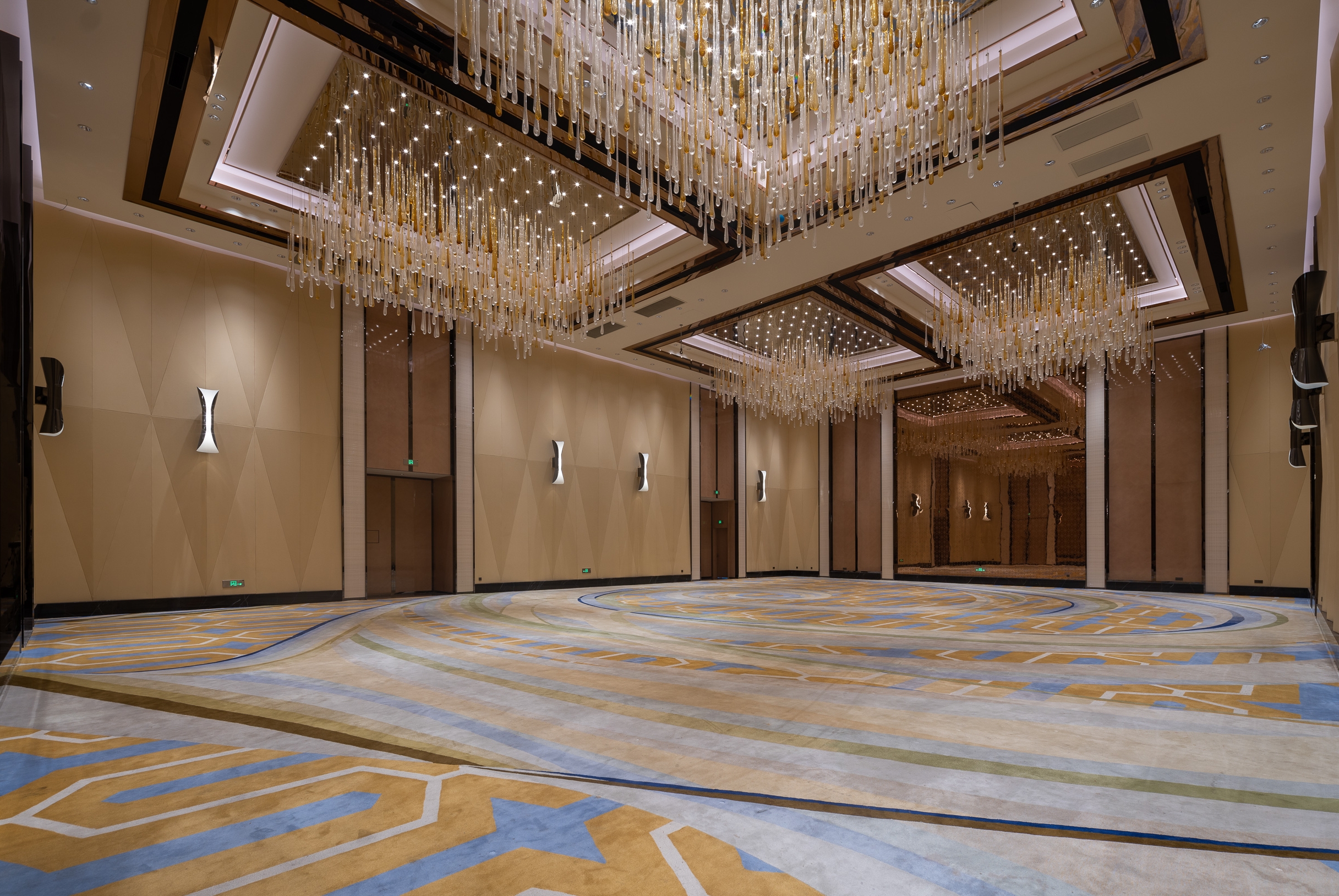 Meeting room at Wyndham Grand Plaza Royale Ever Bright Changxing in Huzhou, Other than US/Canada