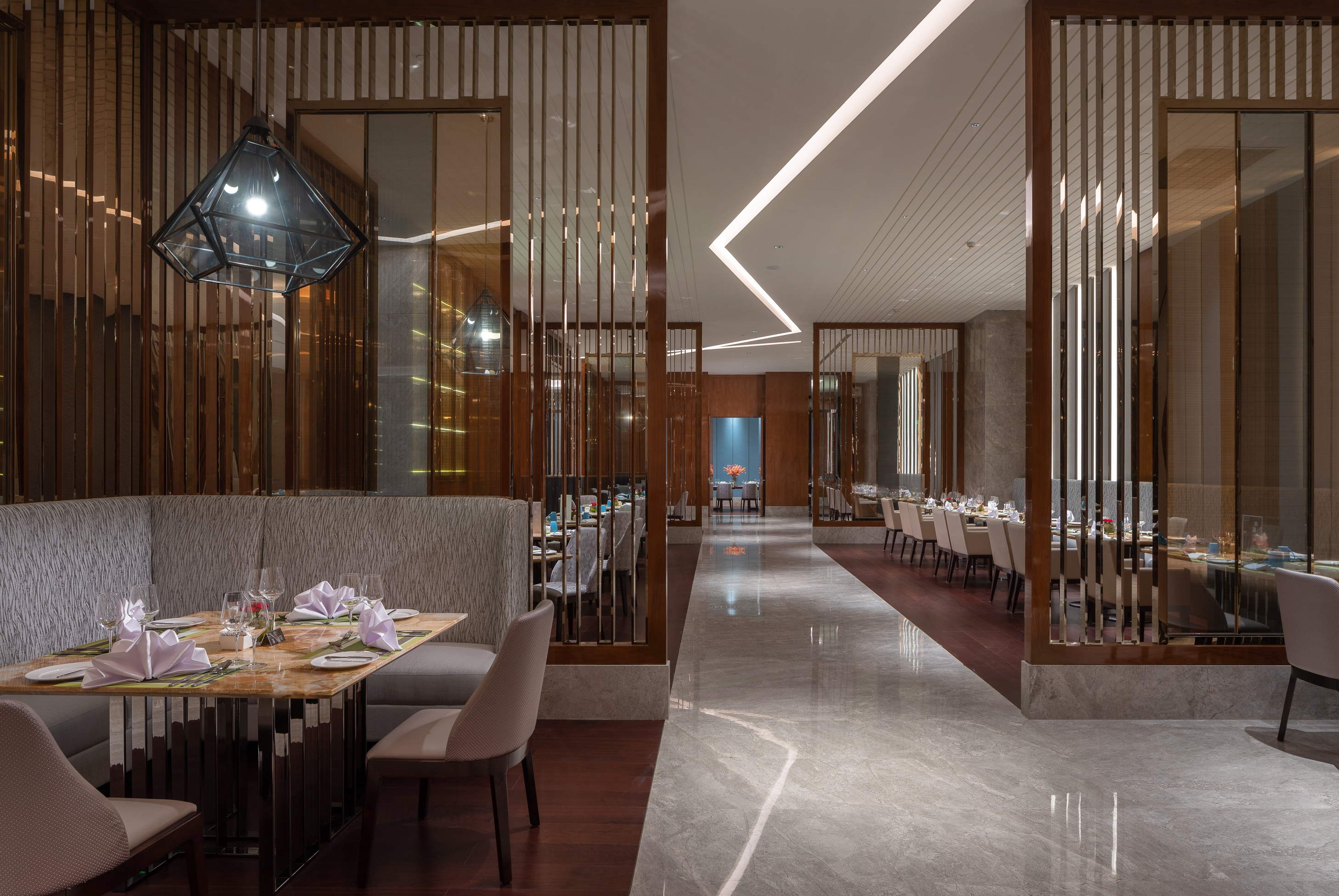 Wyndham Grand Plaza Royale Ever Bright Changxing restaurant in Huzhou, Other than US/Canada