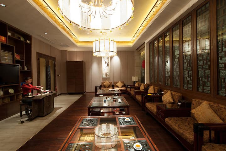 Wyndham Grand Plaza Royale Colorful Yunnan Kunming restaurant in Kunming, Other than US/Canada