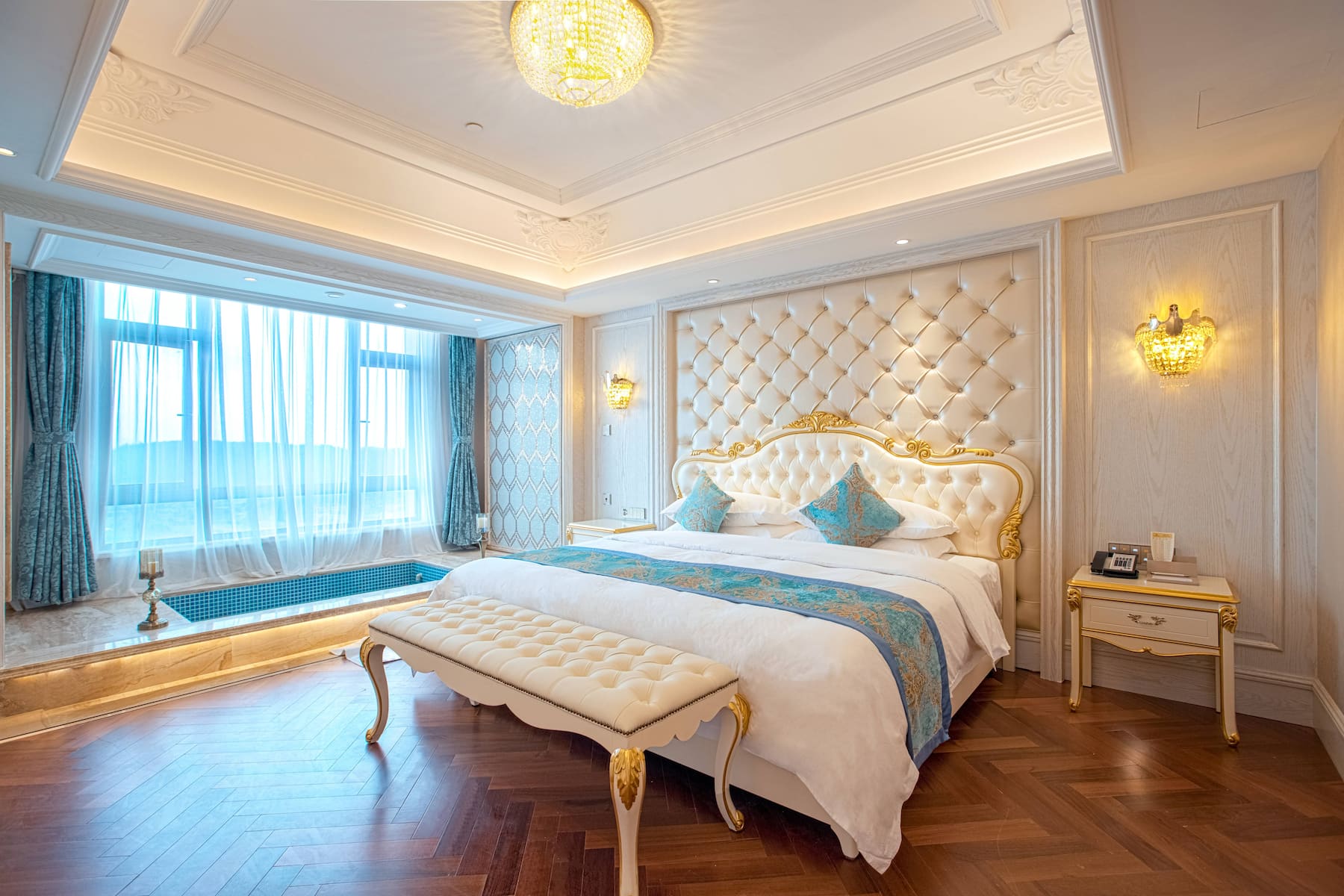 Guest room at the Wyndham Grand Kunming East in Kunming, Other than US/Canada