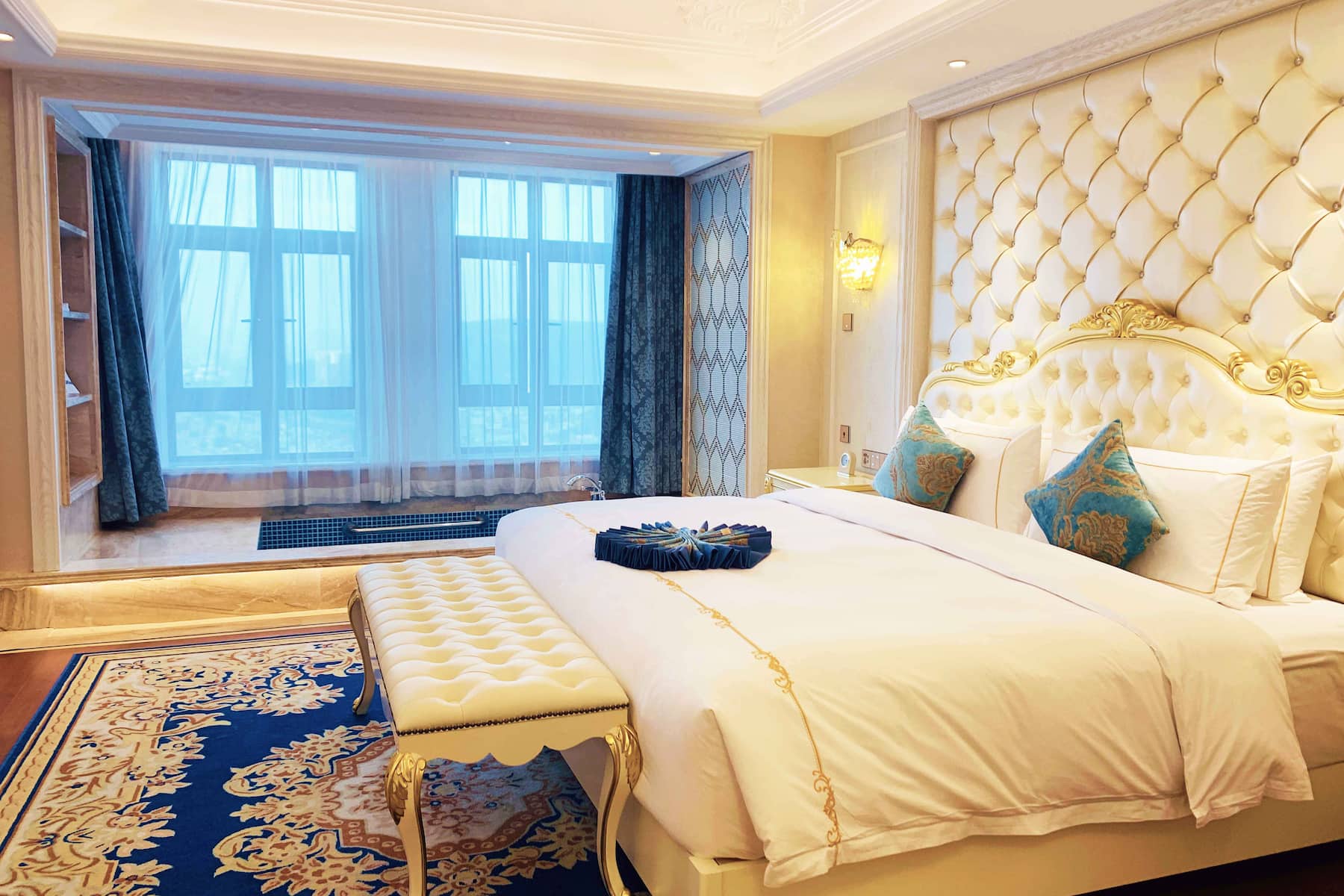 Guest room at the Wyndham Grand Kunming East in Kunming, Other than US/Canada