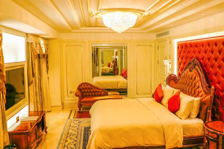 Guest room at the Wyndham Grand Kunming East in Kunming, Other than US/Canada