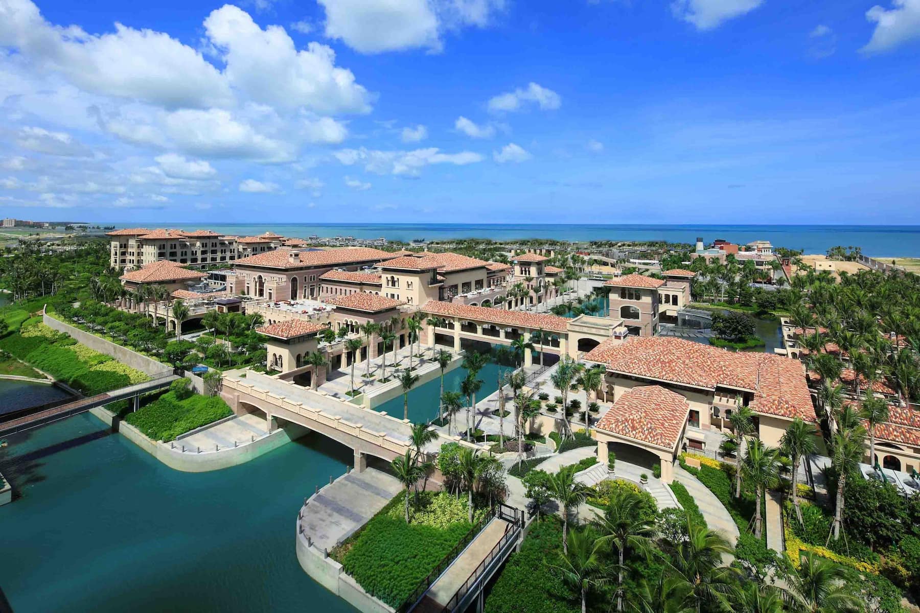 Exterior of Wyndham Grand Plaza Royale Hainan Longmu Bay hotel in Ledong, Other than US/Canada