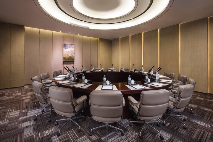 Meeting room at Wyndham Grand Maoming in Maoming, Other than US/Canada