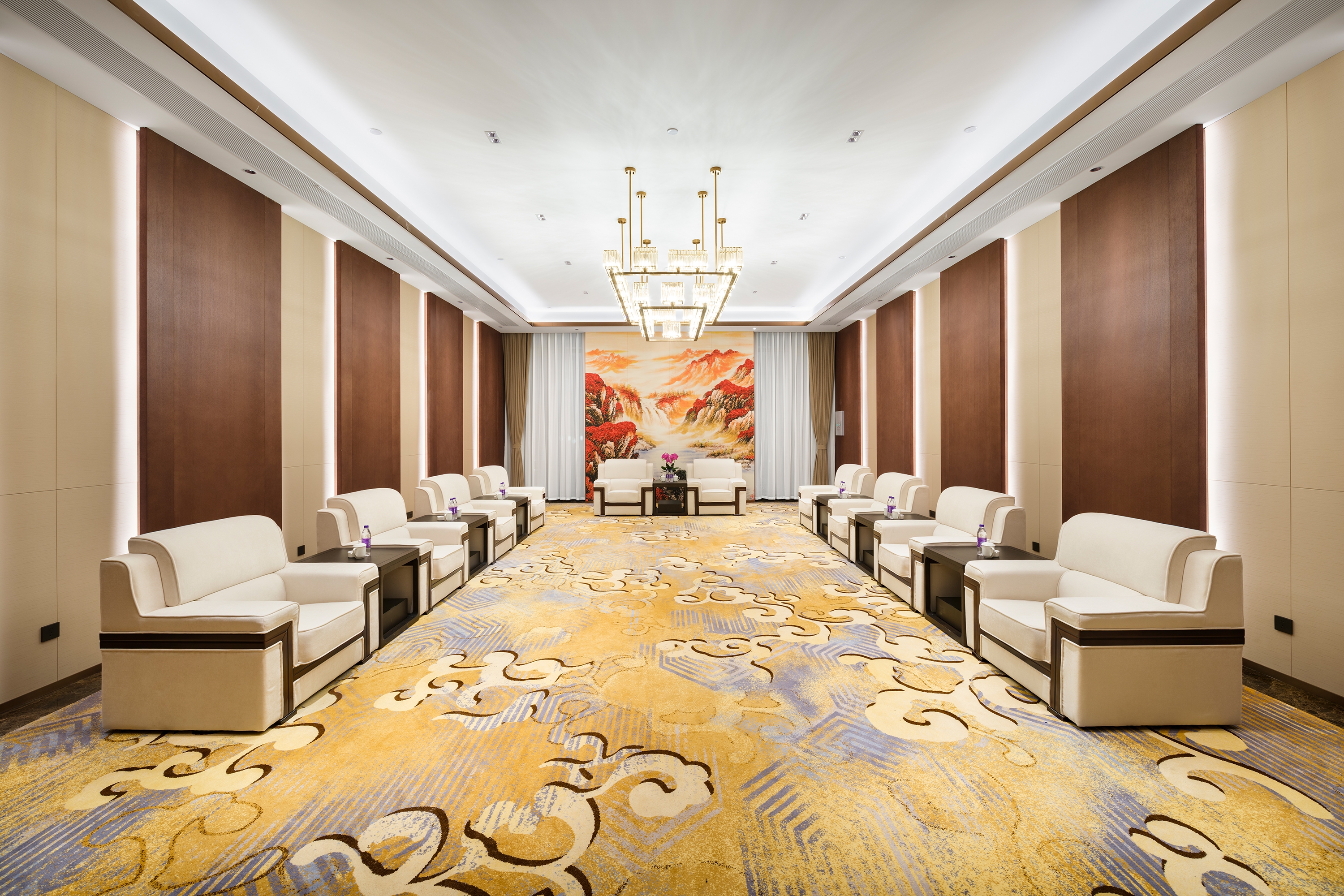 Bar at Wyndham Grand Plaza Royale Longchang in Neijiang City, Other than US/Canada