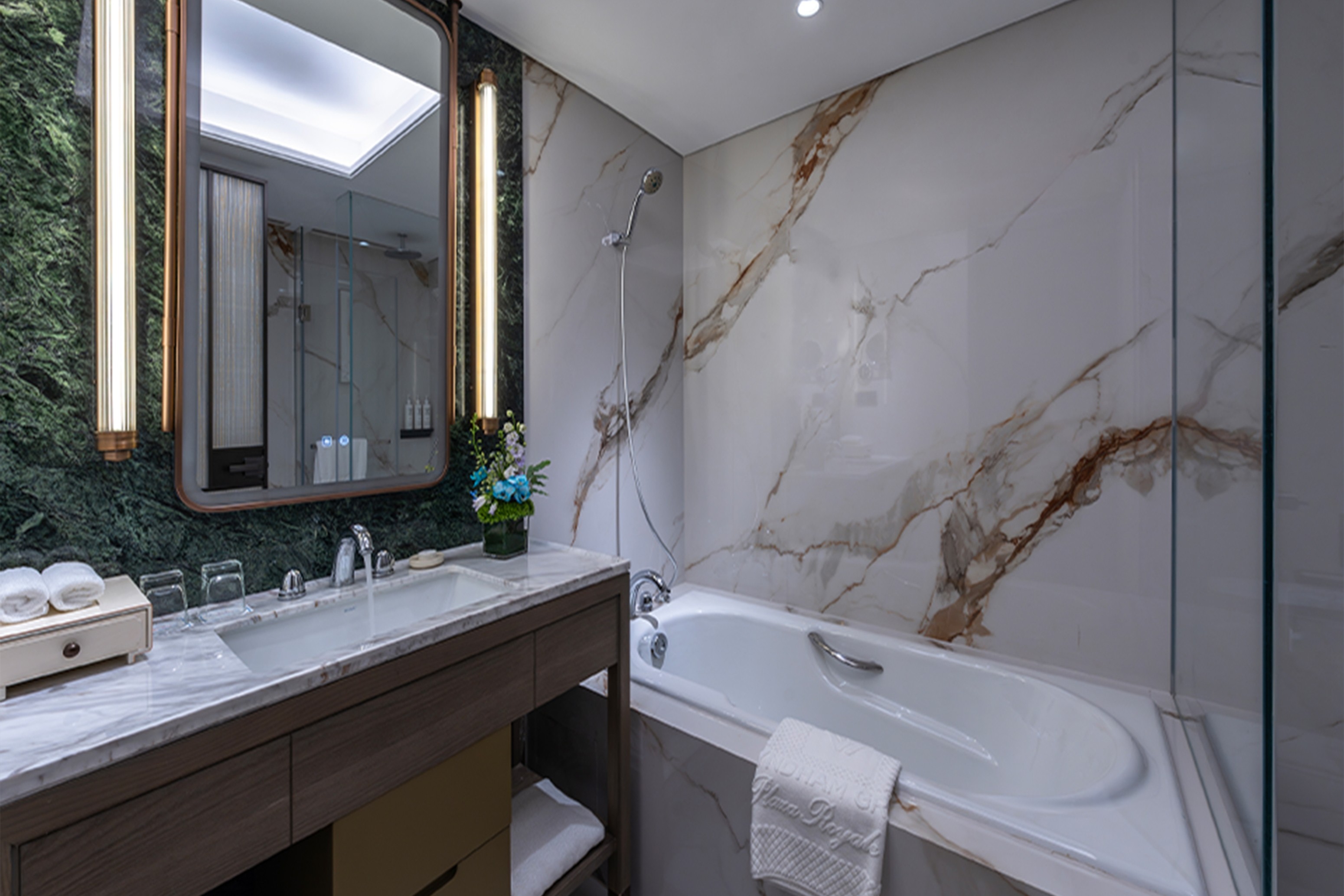 Guest room bath at the Wyndham Grand Plaza Royale Ningbo in Ningbo, Other than US/Canada