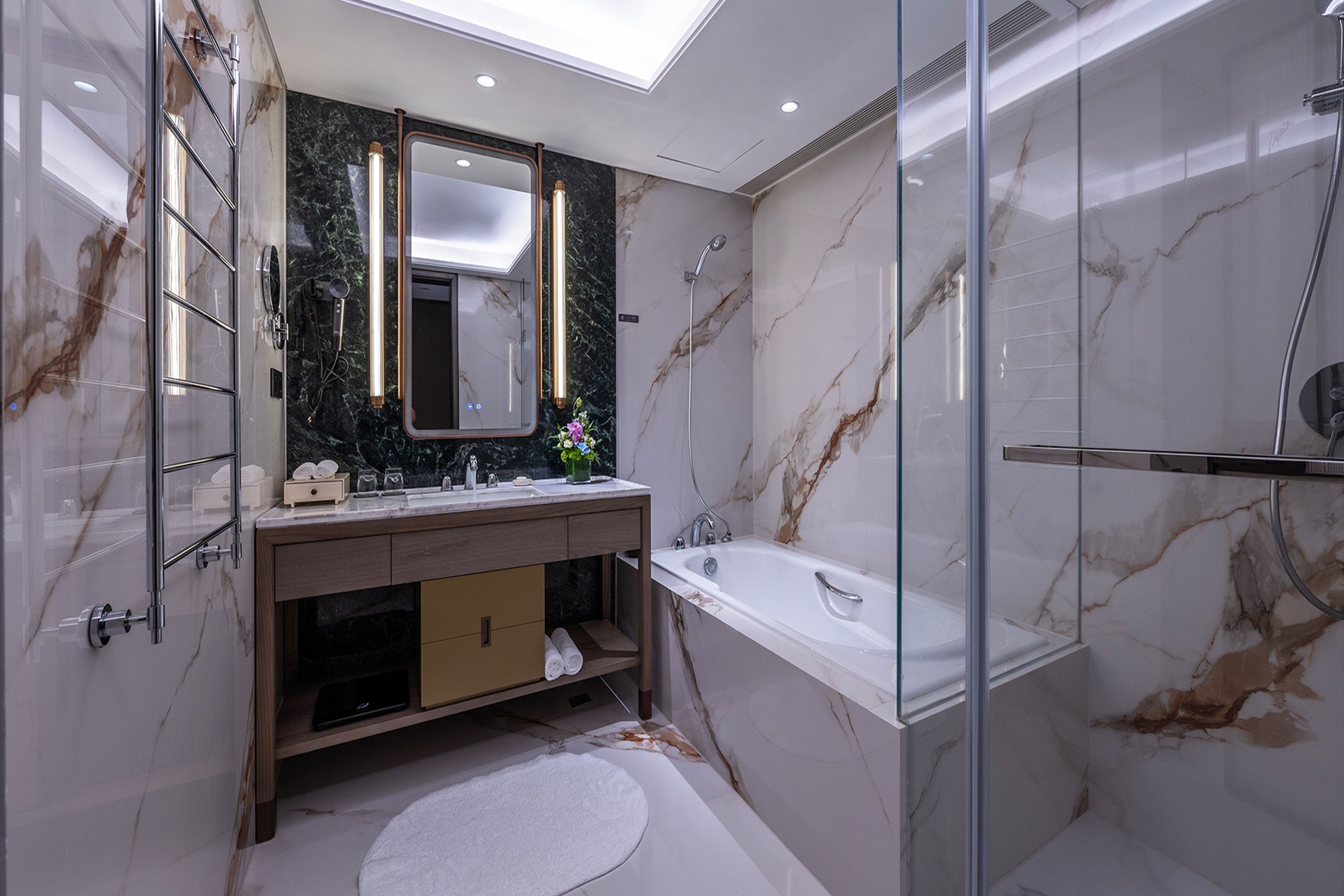 Guest room bath at the Wyndham Grand Plaza Royale Ningbo in Ningbo, Other than US/Canada