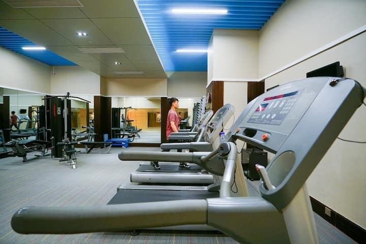 Health club at Wyndham Grand Plaza Royale Ningbo in Ningbo, Other than US/Canada