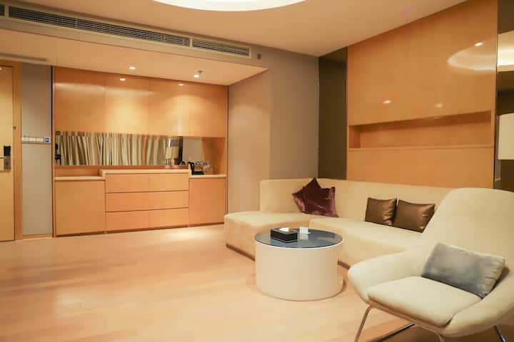 Wyndham Grand Qingdao suite in Qingdao, Other than US/Canada