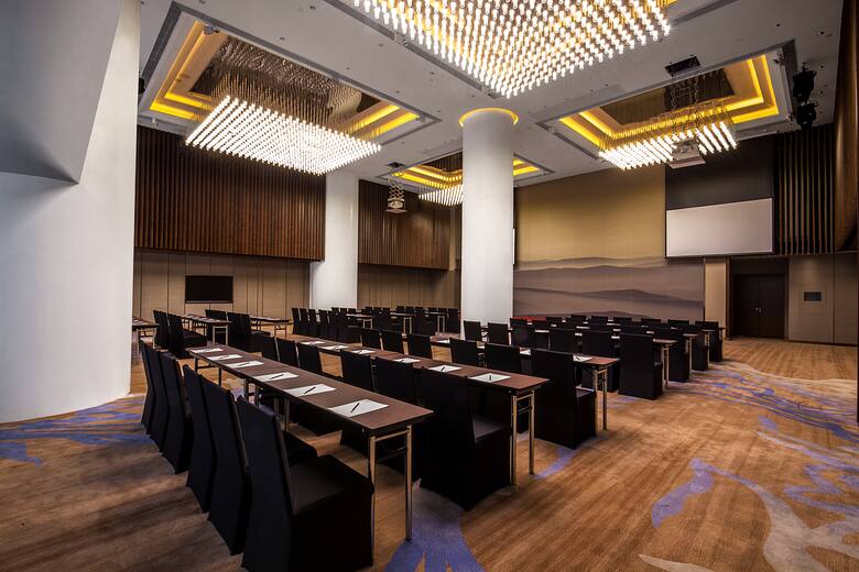 Meeting room at Wyndham Grand Shenzhen in Shenzhen, Other than US/Canada