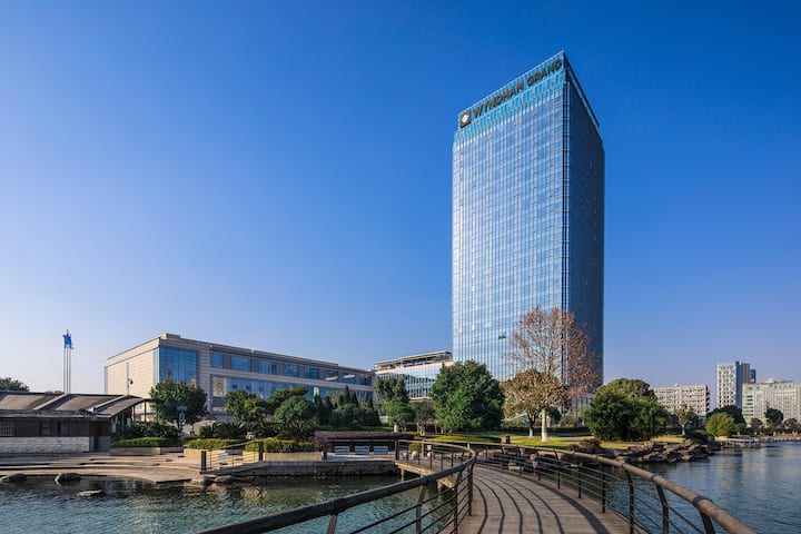 Exterior of Wyndham Grand Suzhou Fenhu hotel in Suzhou, Other than US/Canada