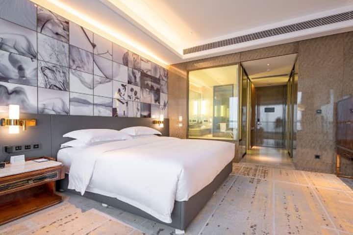 Guest room at the Wyndham Grand Suzhou Fenhu in Suzhou, Other than US/Canada