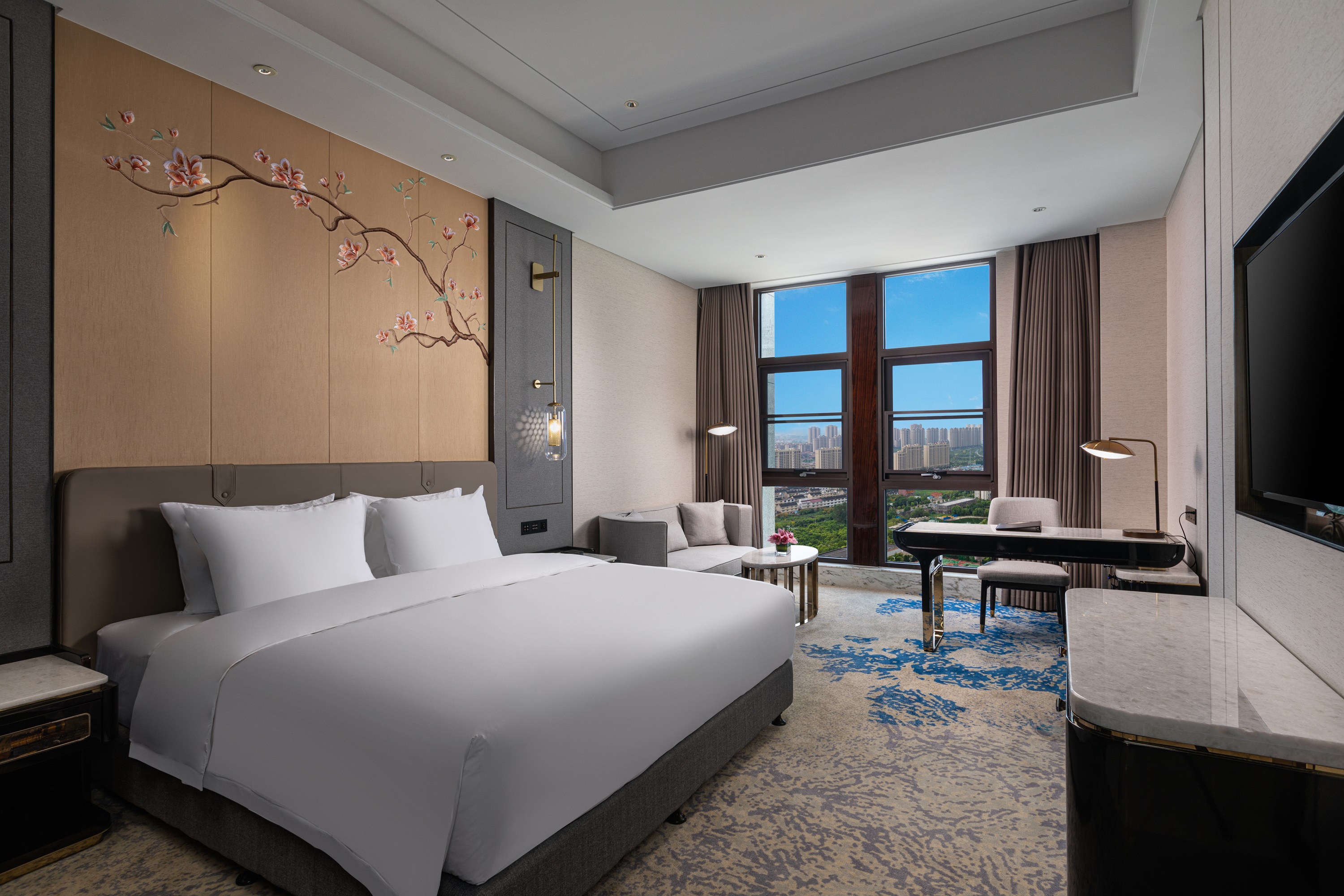 Guest room at the Wyndham Grand Taixing Downtown in Taixing, Other than US/Canada