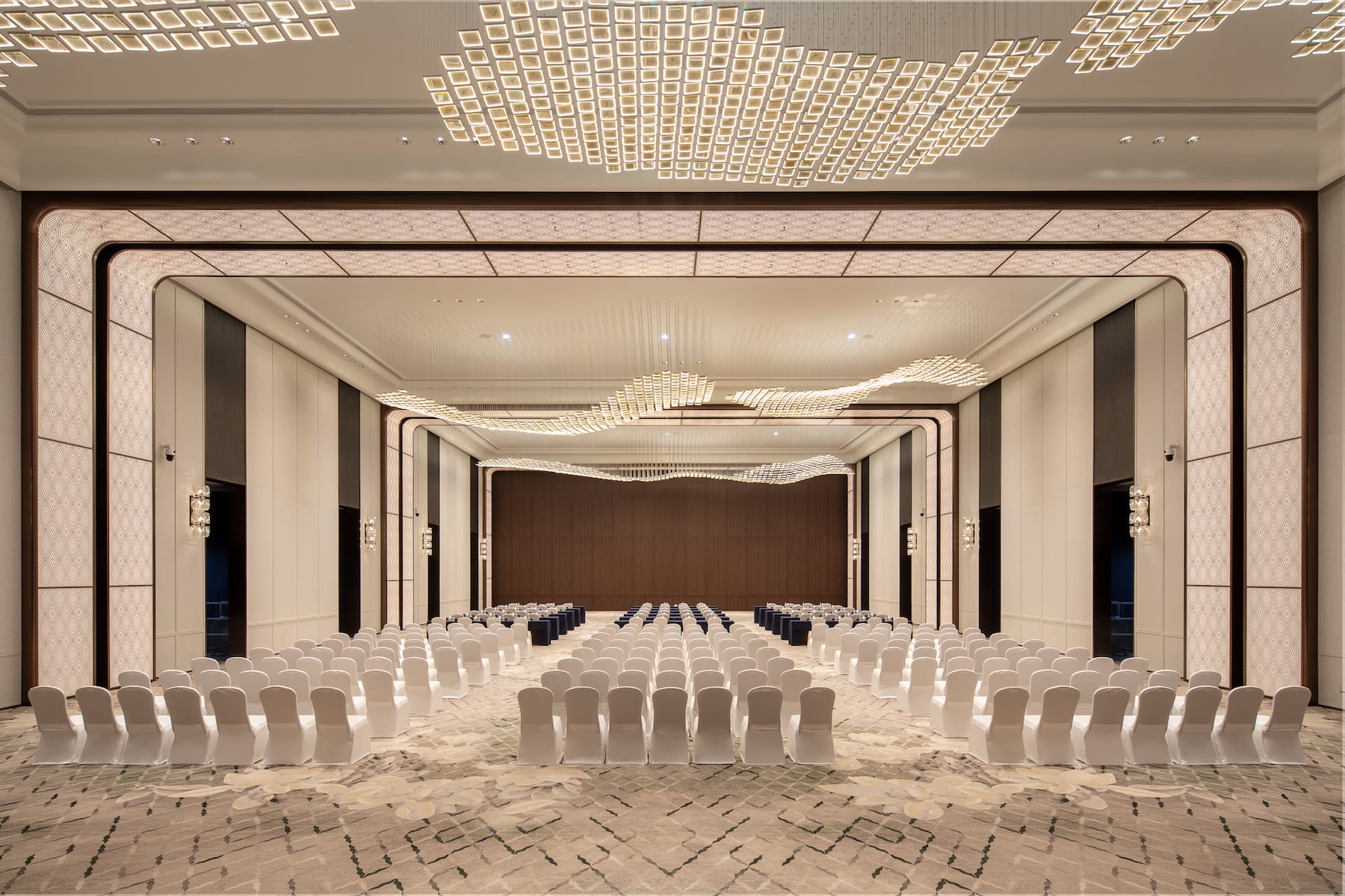Wyndham Grand Shanxi Xiaohe Xincheng ballroom in Taiyuan, Other than US/Canada