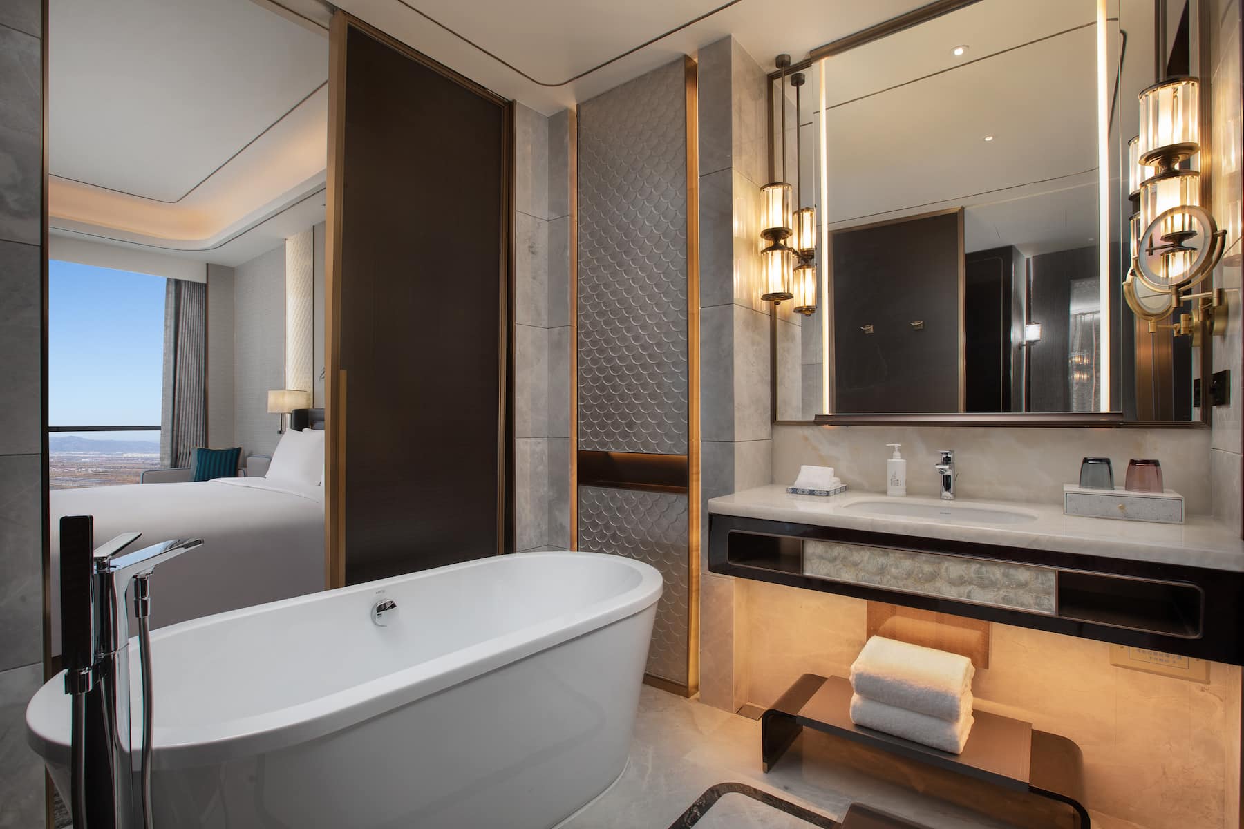 Guest room bath at the Wyndham Grand Shanxi Xiaohe Xincheng in Taiyuan, Other than US/Canada