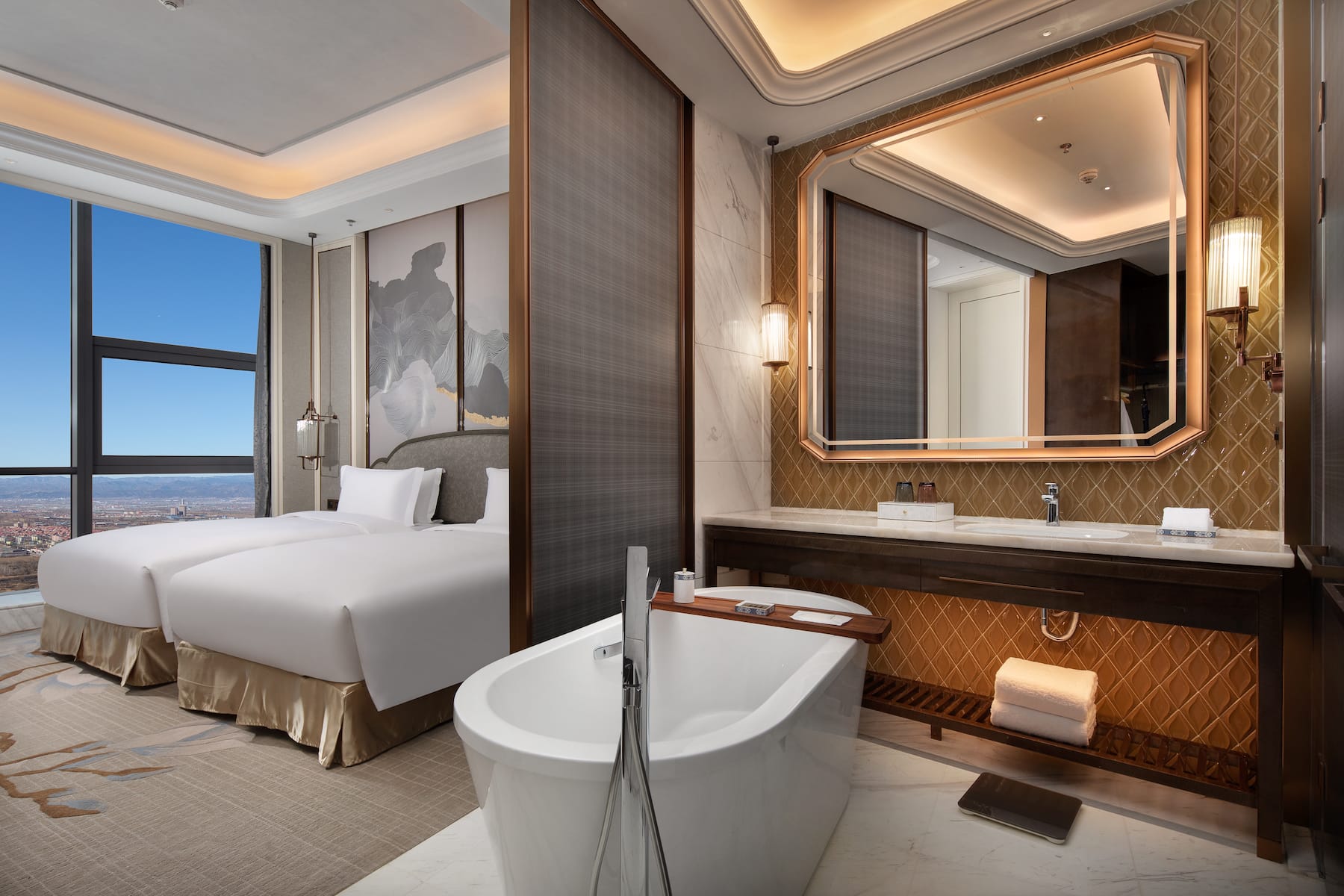 Guest room at the Wyndham Grand Shanxi Xiaohe Xincheng in Taiyuan, Other than US/Canada