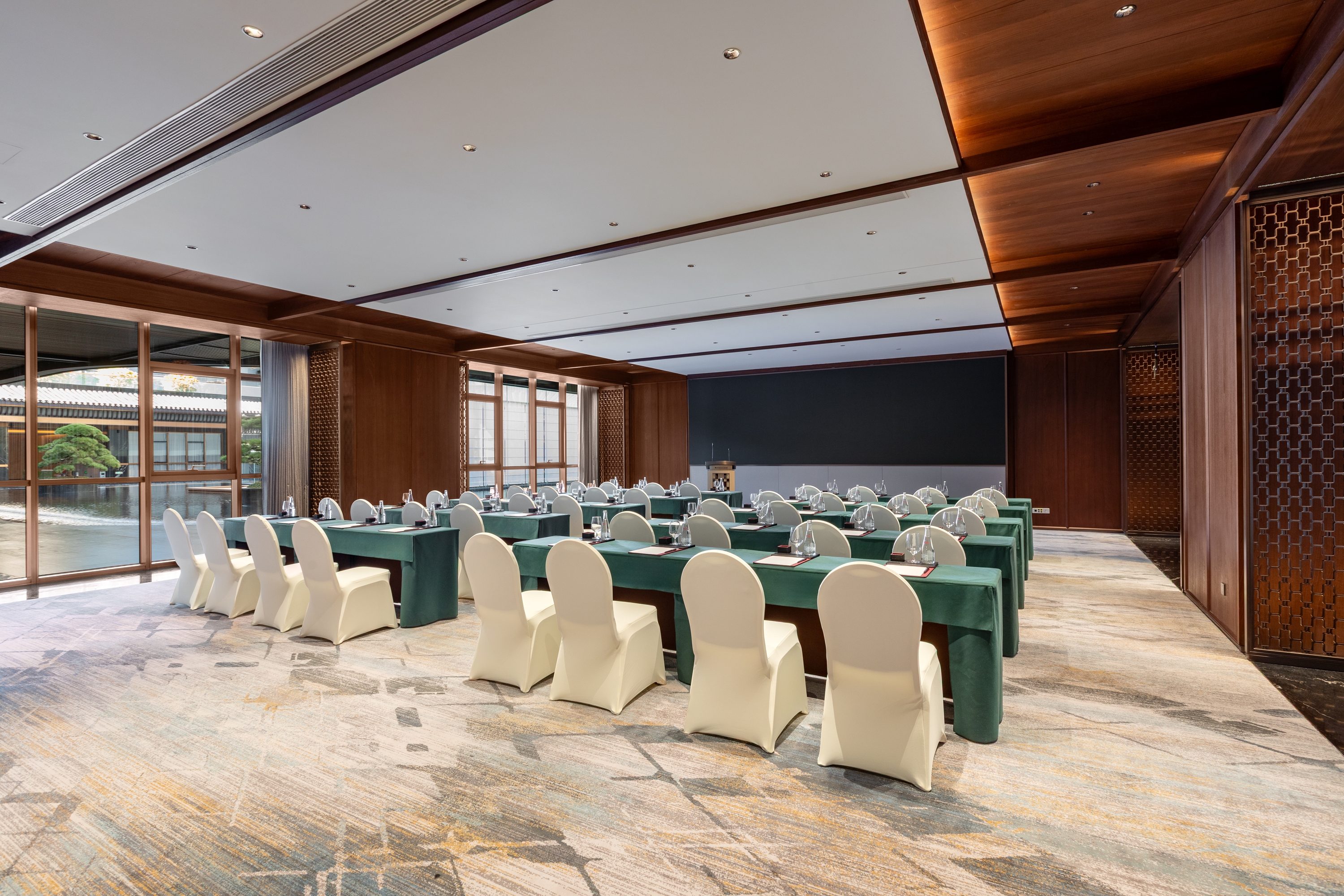 Wyndham Grand Tengchong Hot Spring indoor banquet in Tengchong, Other than US/Canada