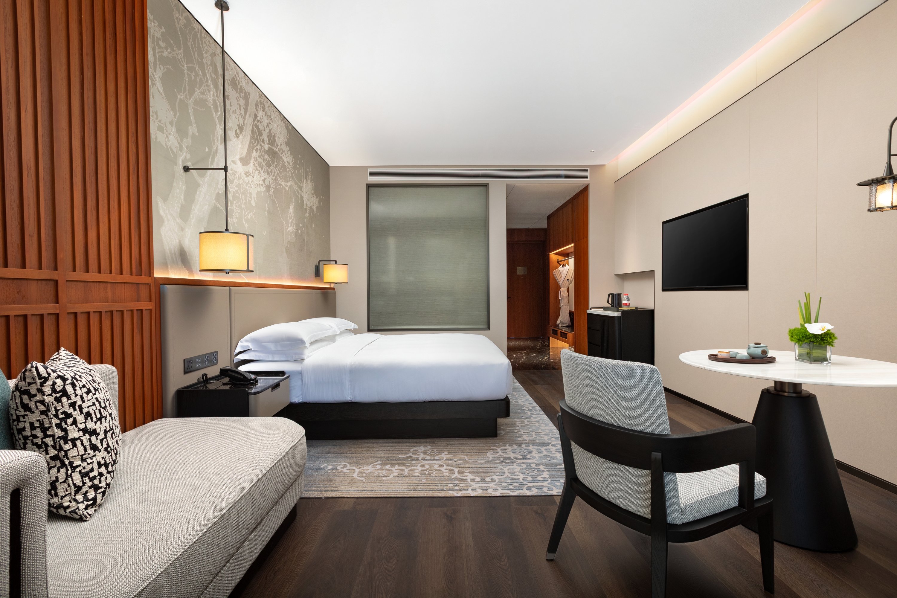 Guest room at the Wyndham Grand Tengchong Hot Spring in Tengchong, Other than US/Canada