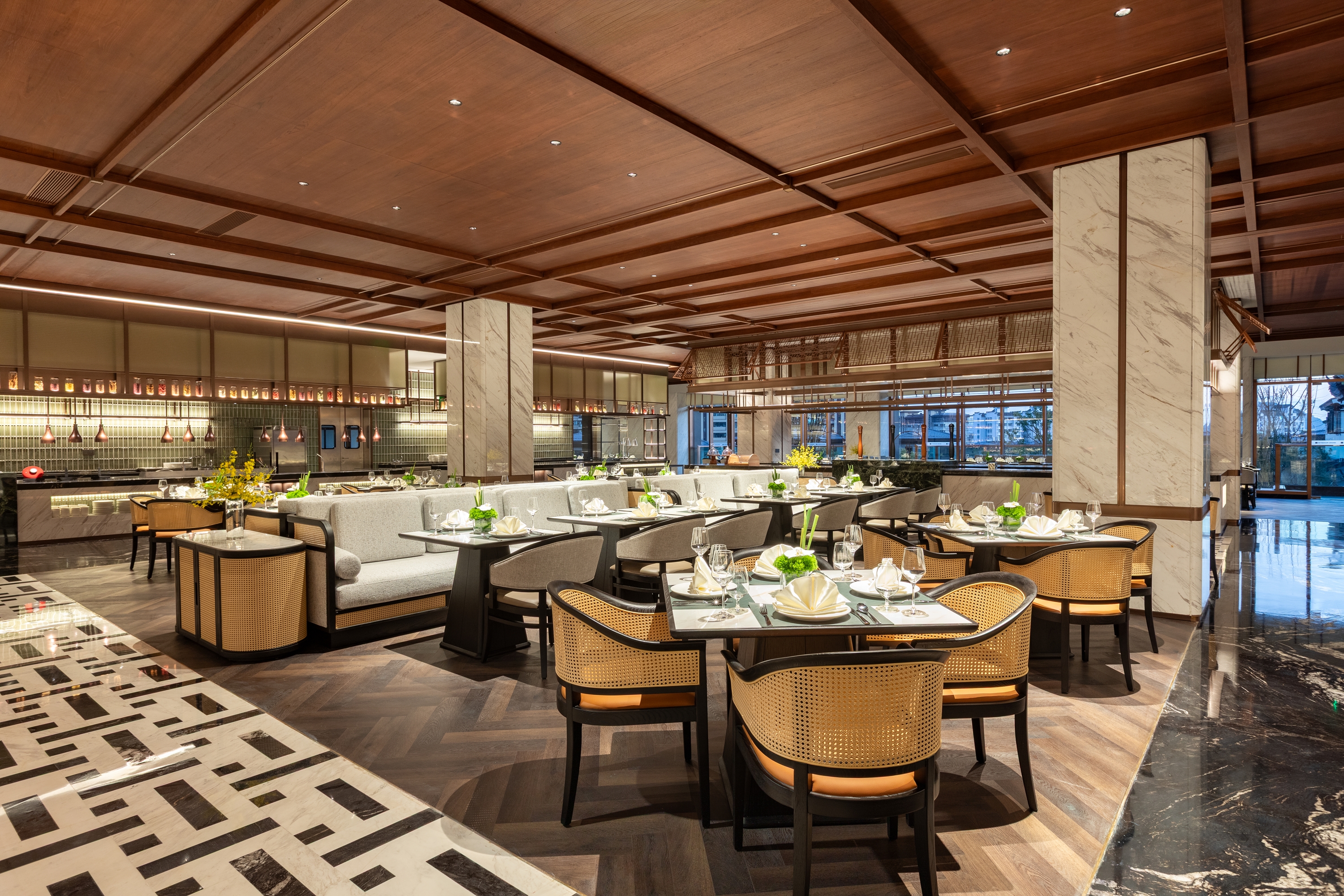Wyndham Grand Tengchong Hot Spring restaurant in Tengchong, Other than US/Canada