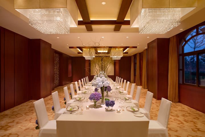 Meeting room at Wyndham Grand Tianjin Jingjin City in Tianjin, Other than US/Canada