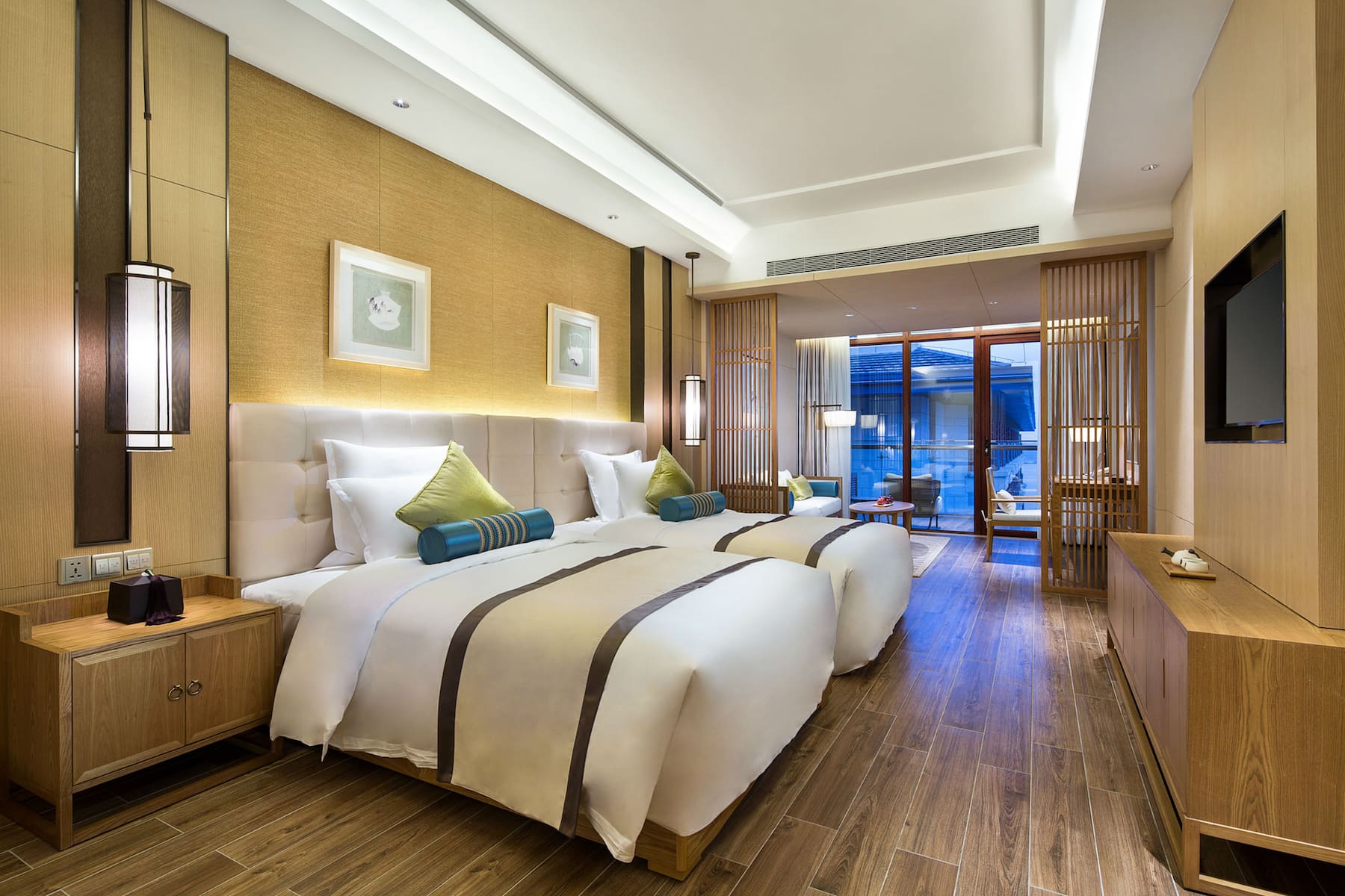 Guest room at the Wyndham Grand Plaza Royale Wenchang in Wenchang, Other than US/Canada