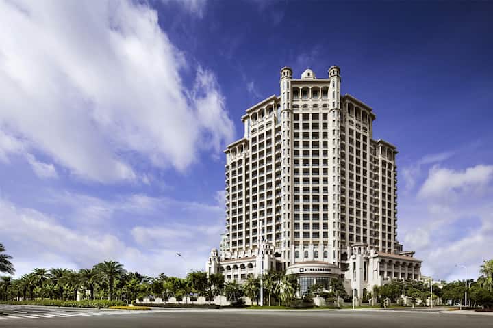 Exterior of Wyndham Grand Xiamen Haicang hotel in Xiamen, Other than US/Canada