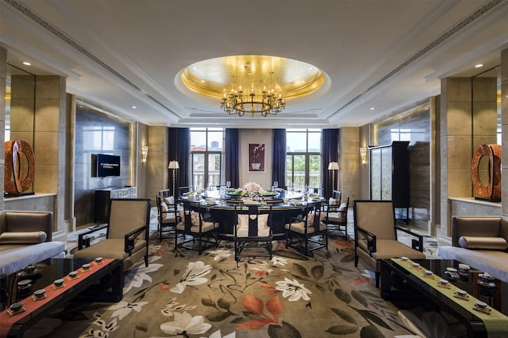 Wyndham Grand Xiamen Haicang restaurant in Xiamen, Other than US/Canada