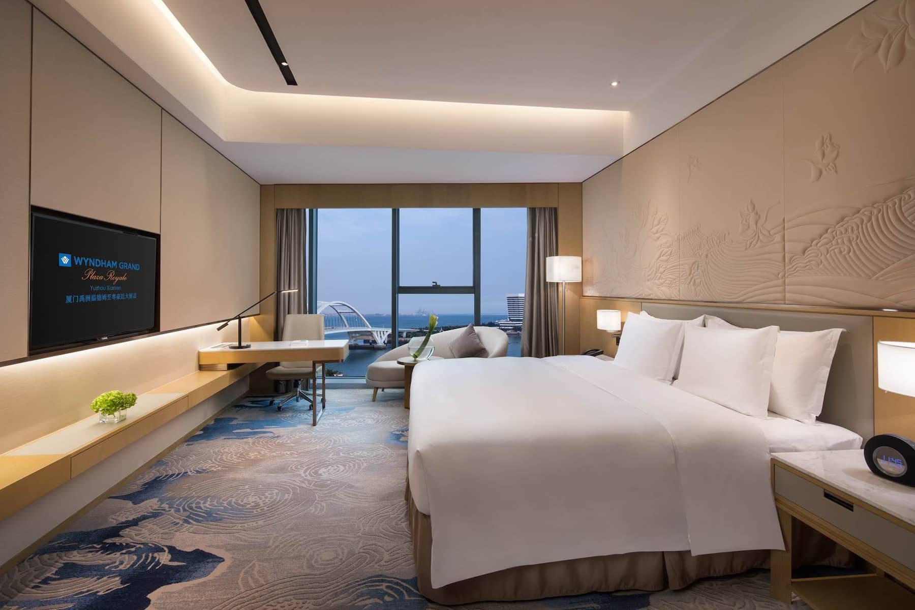 Guest room at the Wyndham Grand Plaza Royale Yuzhou Xiamen in Xiamen, Other than US/Canada