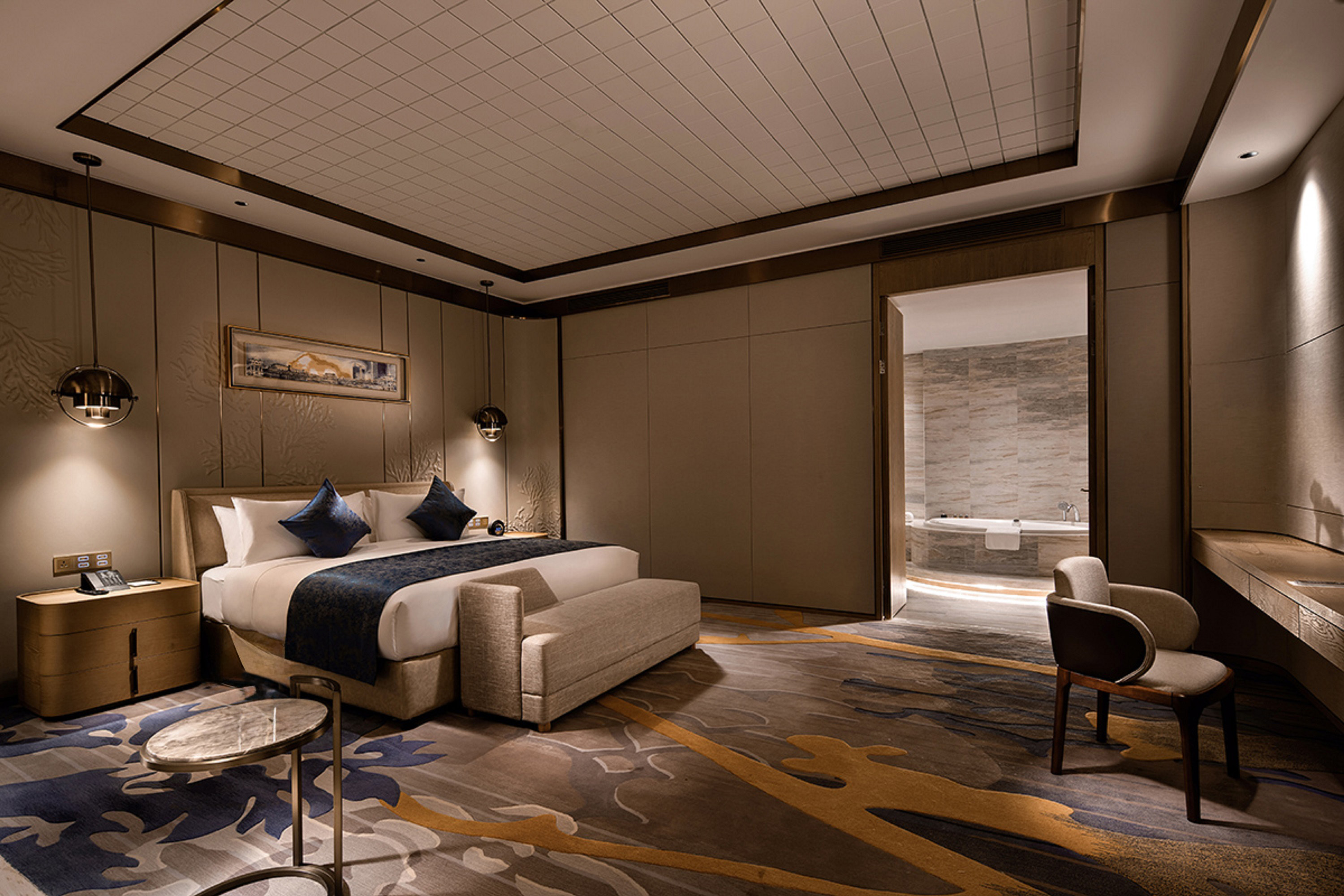 Wyndham Grand Plaza Royale Jimei Xiamen suite in Xiamen, Other than US/Canada