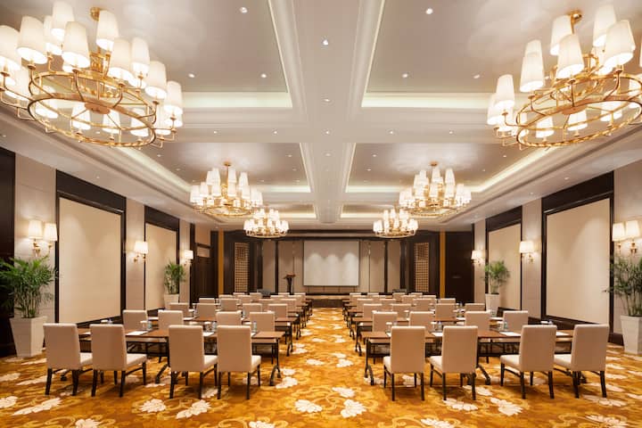 Meeting room at Wyndham Grand Xian South in Xian, Other than US/Canada