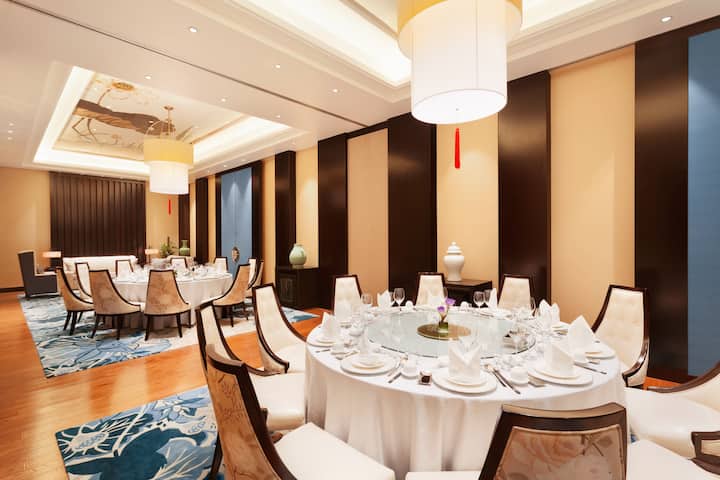 Wyndham Grand Xian South restaurant in Xian, Other than US/Canada