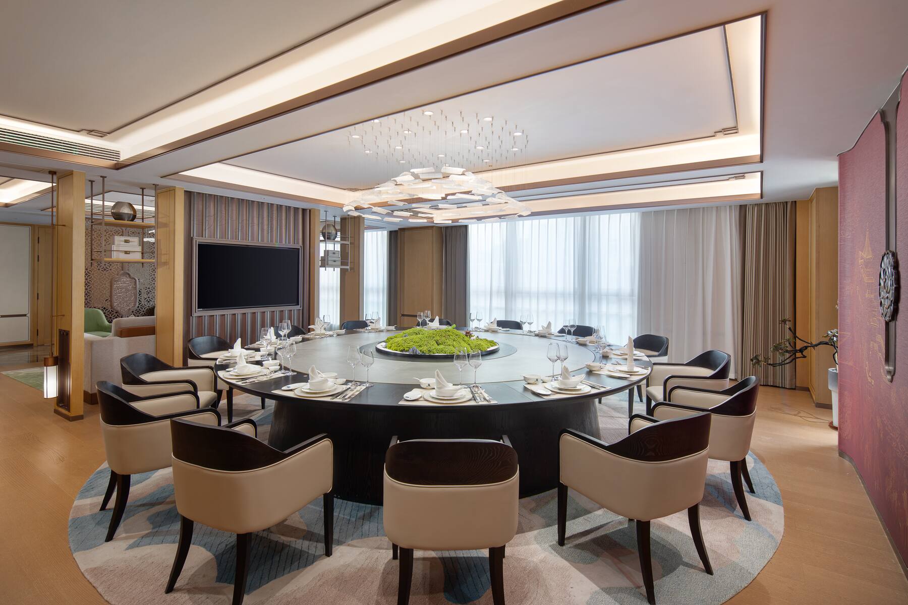 Wyndham Grand Xinchang Downtown restaurant in Xinchang, Other than US/Canada