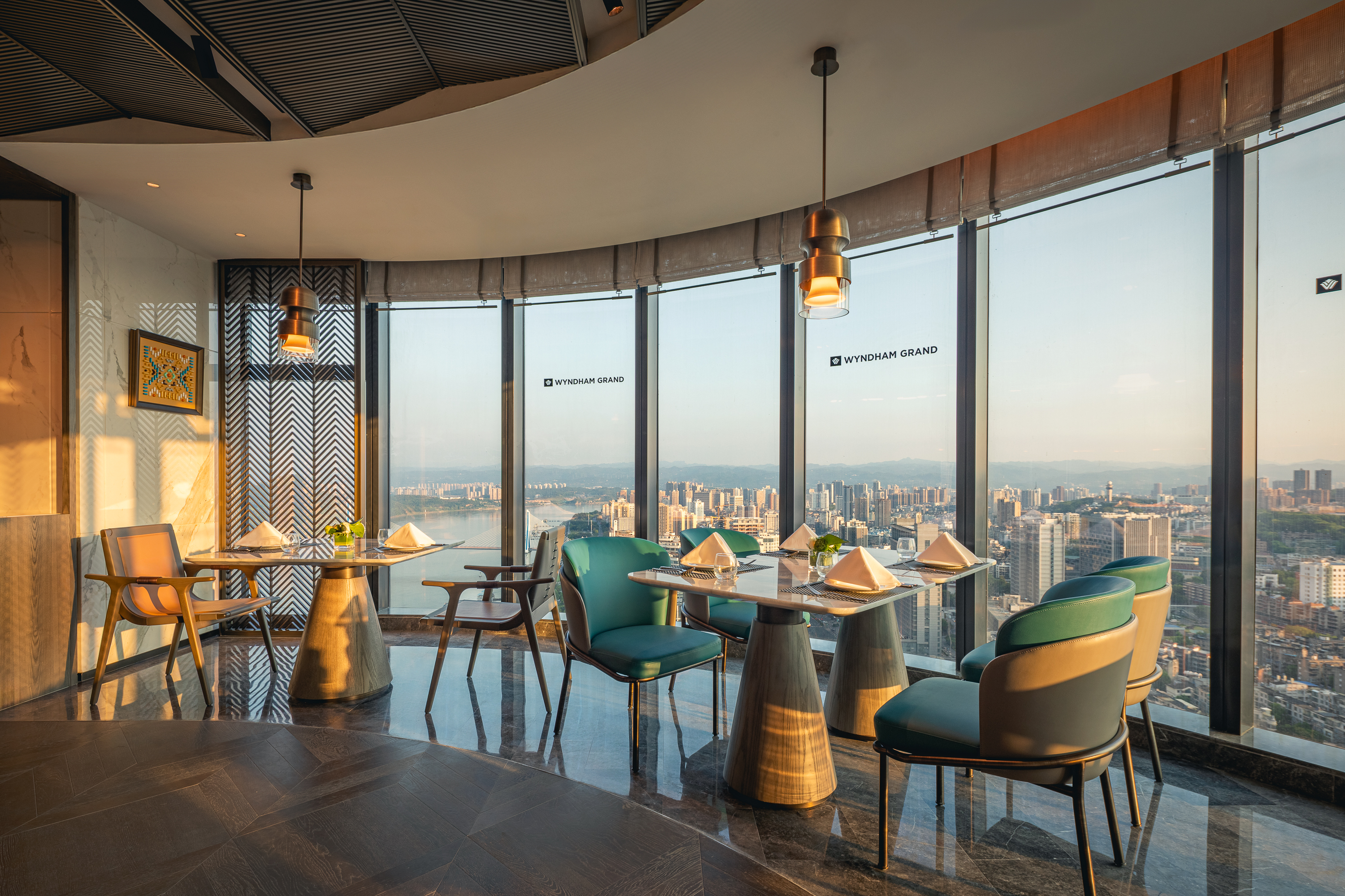 Wyndham Grand Yichang Riverside restaurant in Yichang, Other than US/Canada