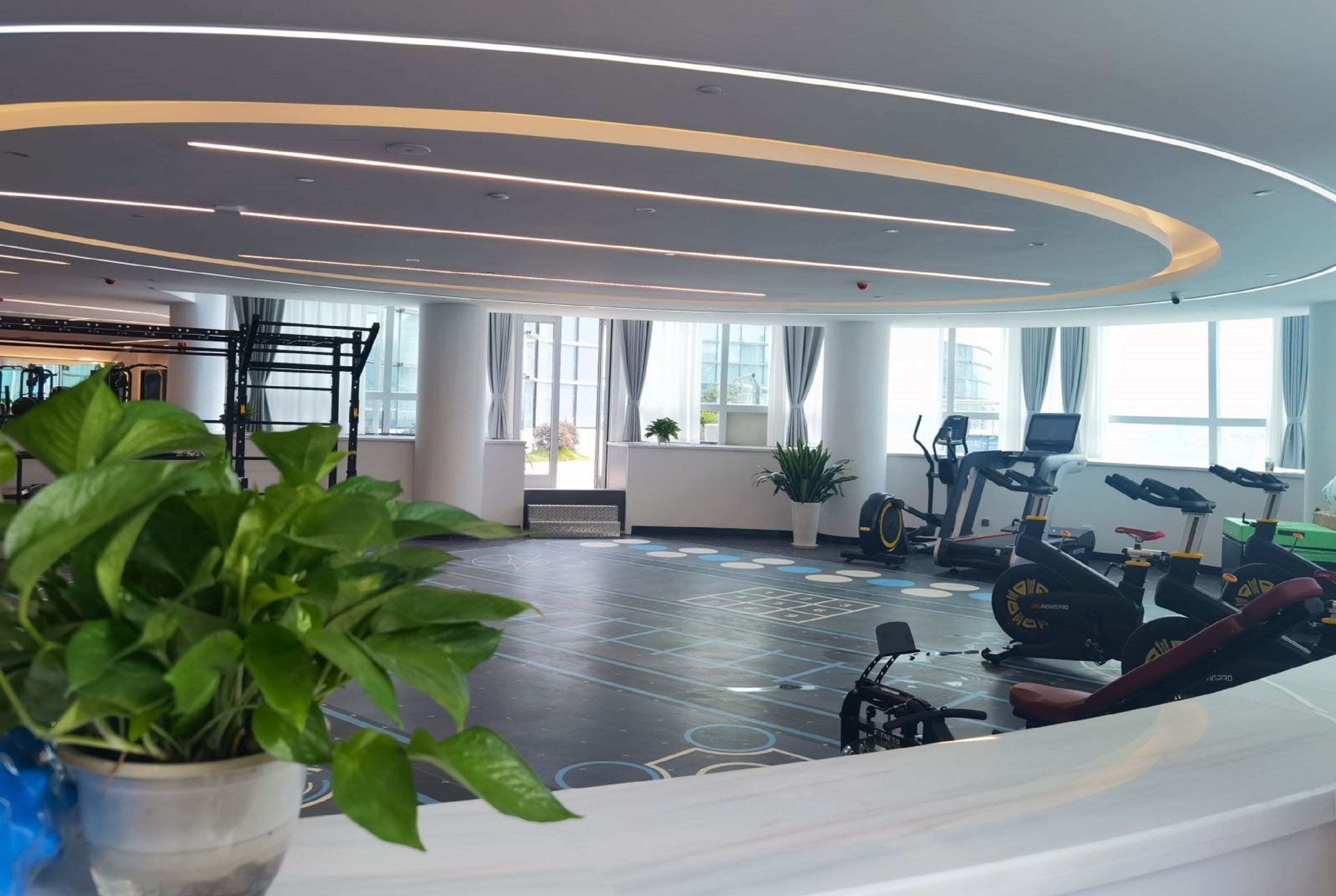 Fitness room at Wyndham Grand Plaza Royale Yujia Anhua in Yiyang, Other than US/Canada