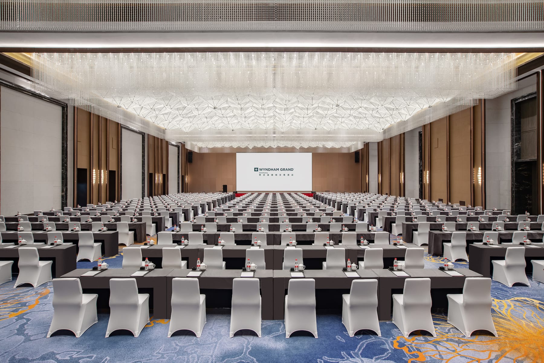Wyndham Grand Zaozhuang ballroom in Zaozhuang, Other than US/Canada