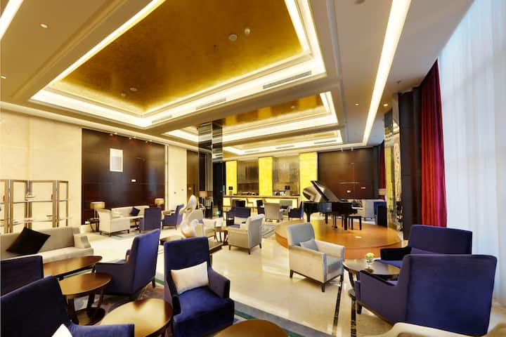 Bar at Wyndham Grand Plaza Royale Mingfa Zhangzhou in Zhangzhou, Other than US/Canada