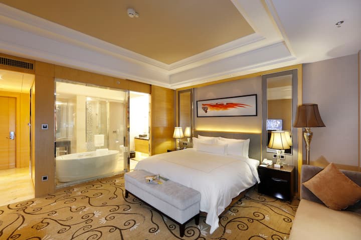 Wyndham Grand Plaza Royale Mingfa Zhangzhou suite in Zhangzhou, Other than US/Canada