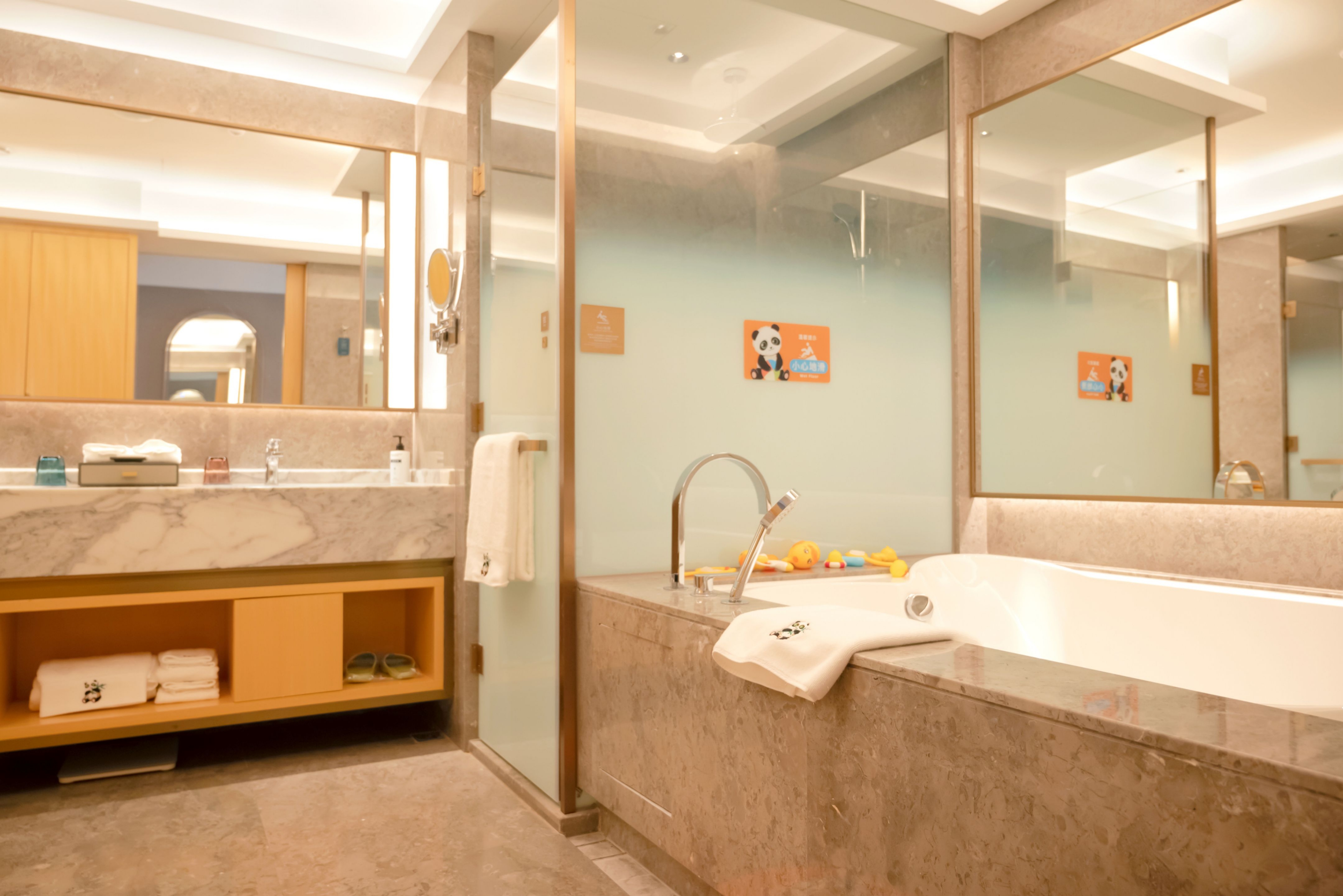 Guest room bath at the Wyndham Grand Zhaoqing Downtown in Zhaoqing, Other than US/Canada