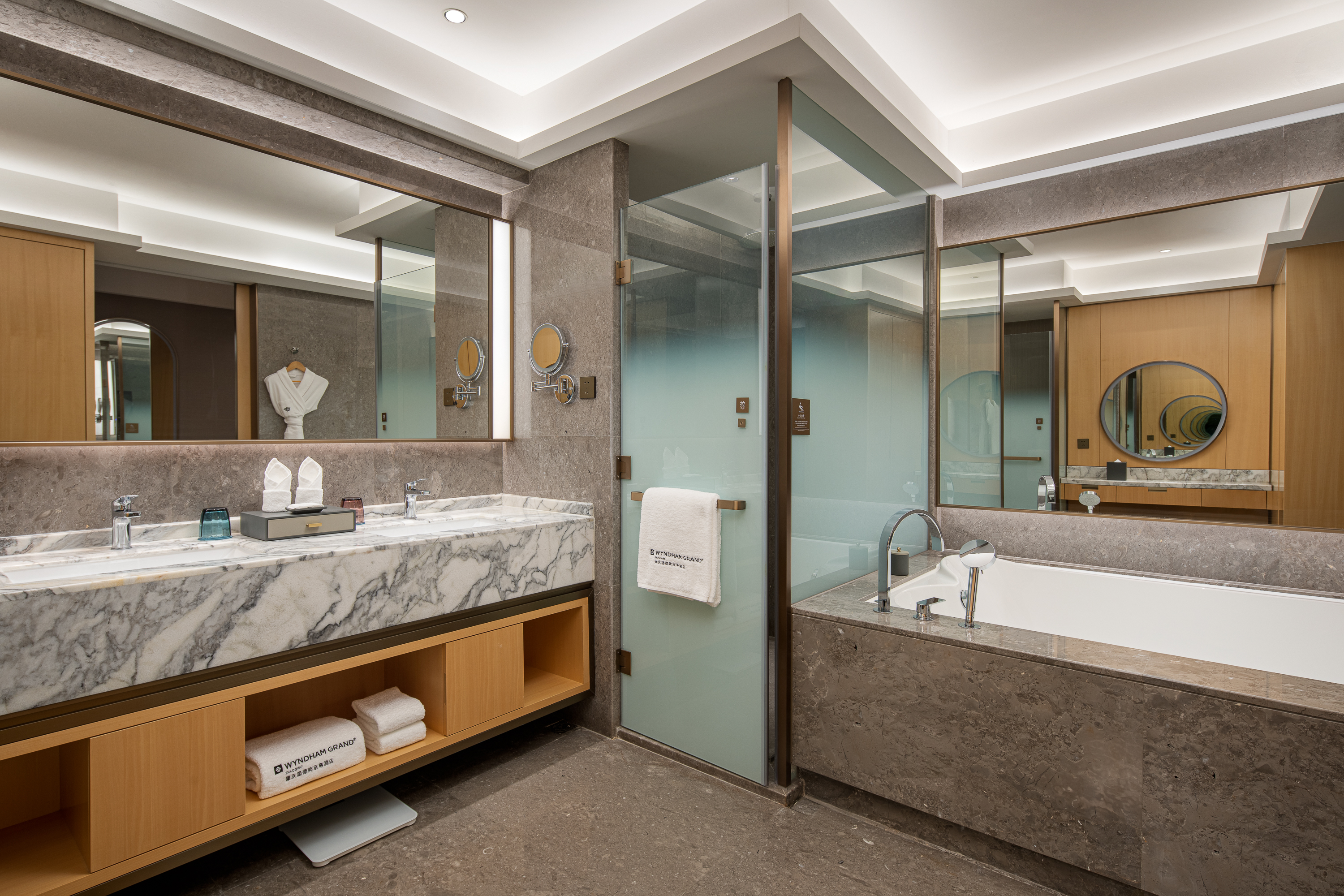 Guest room bath at the Wyndham Grand Zhaoqing Downtown in Zhaoqing, Other than US/Canada